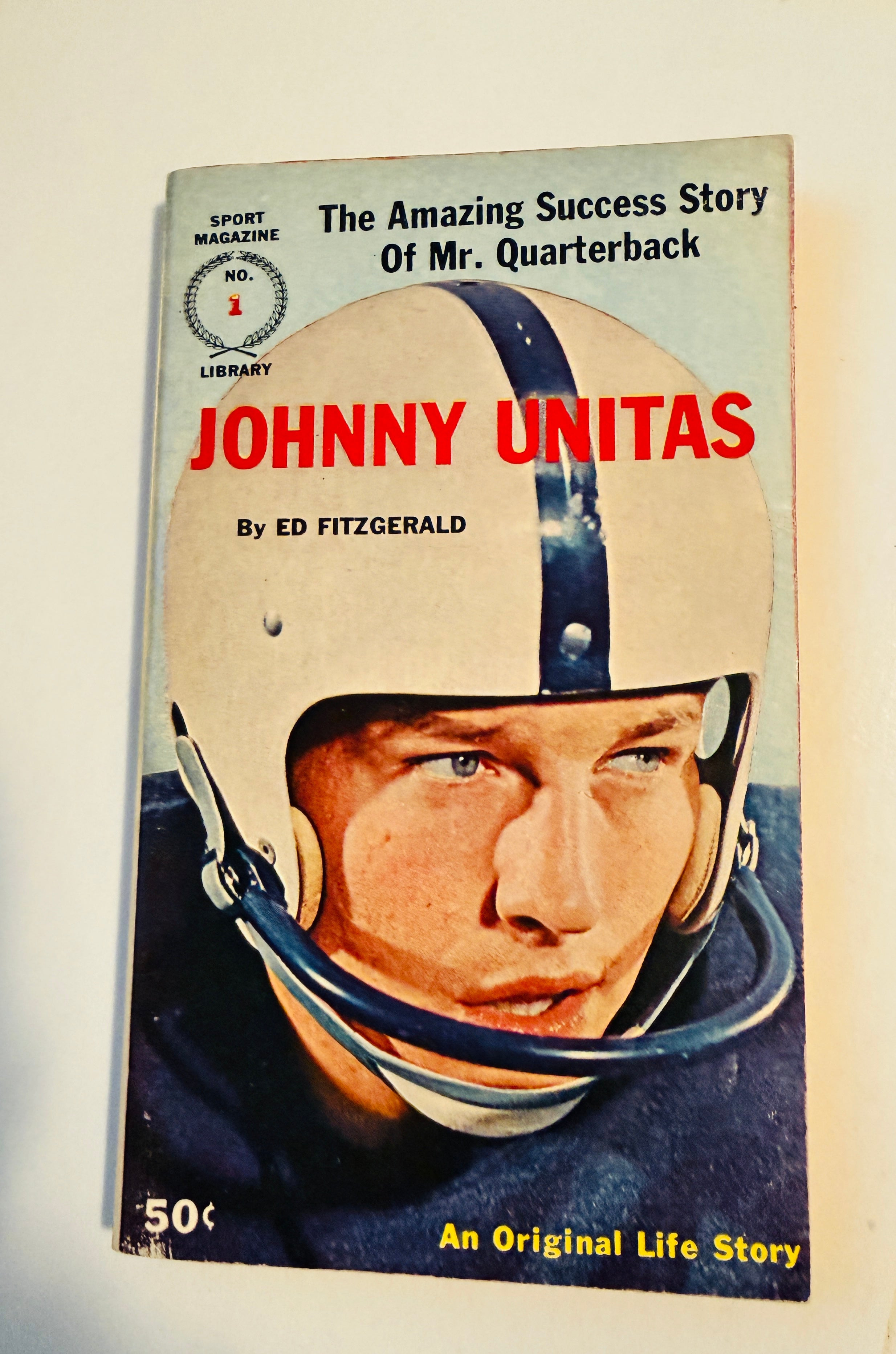 Johnny Unitas football legend rare vintage pocket book 1961