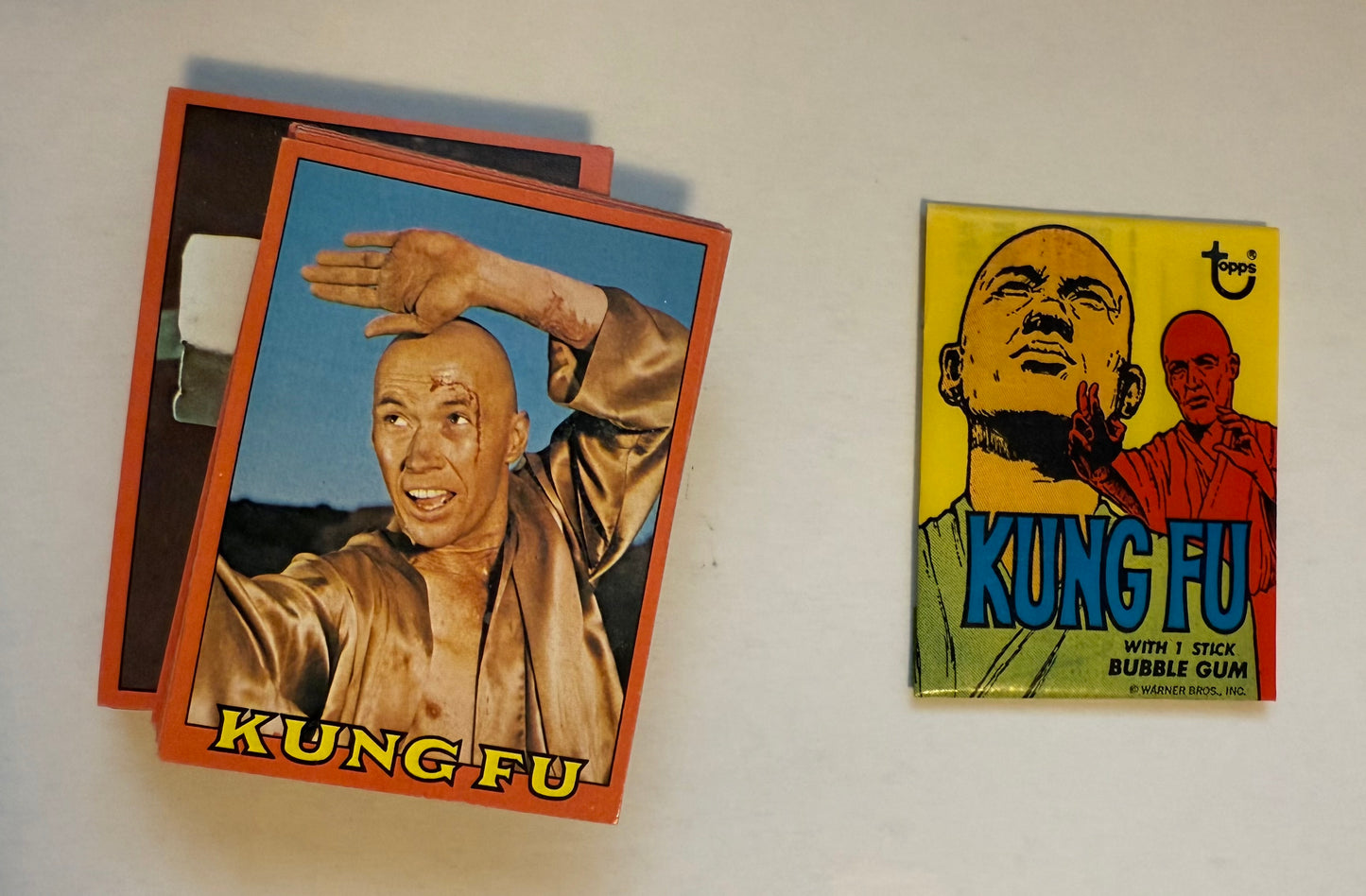 Kung Fu TV show rare high grade condition cards set with wrapper 1974