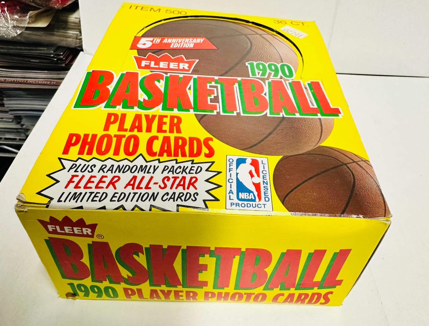 NBA Fleer basketball cards 36 sealed packs box 1990