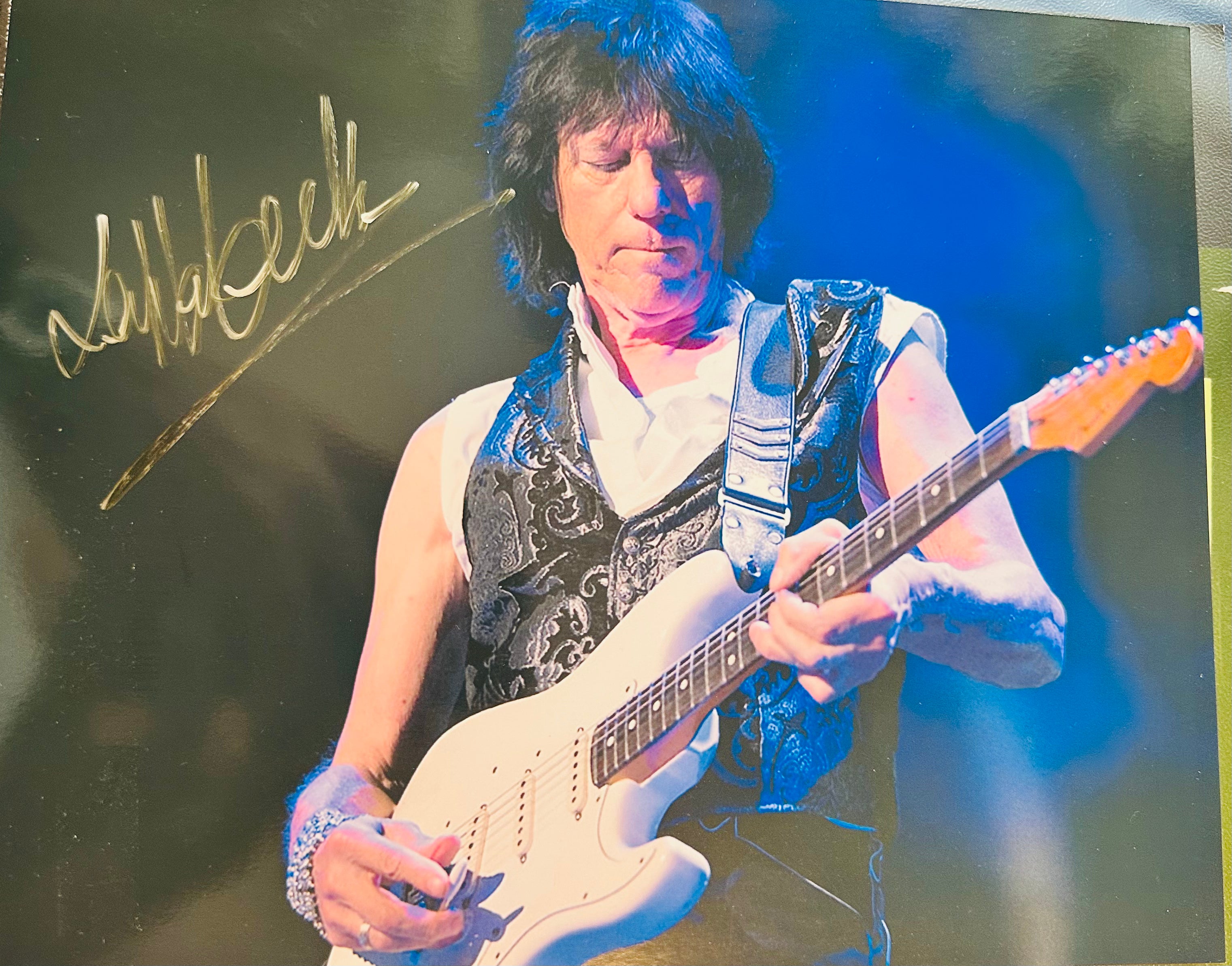 Jeff Beck rare rockstar autograph 8x10 photo with COA
