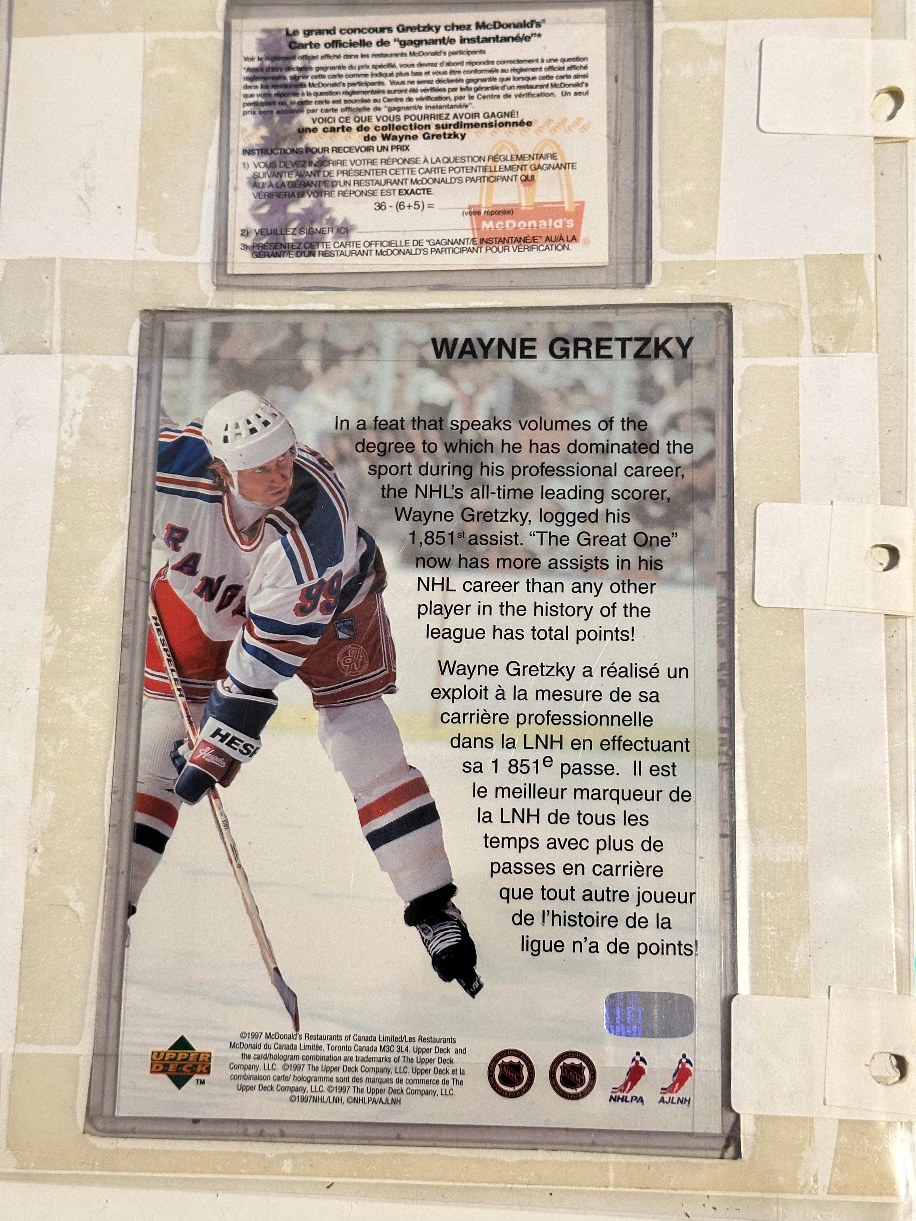 Wayne Gretzky large Mcdonalds instant winner hockey card with redemption card 1997