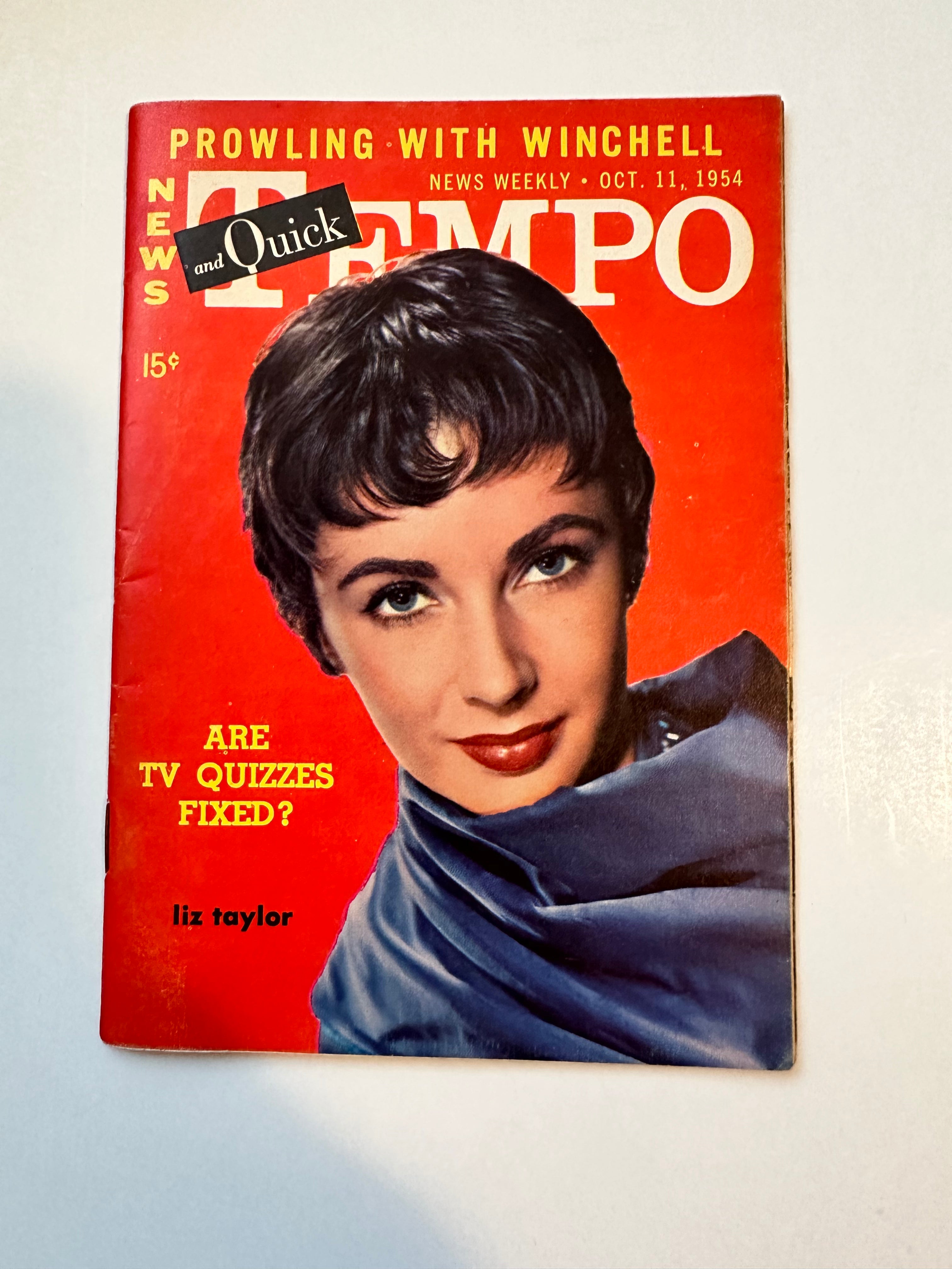 Elizabeth Taylor Tempo small version movie star booklet 1954