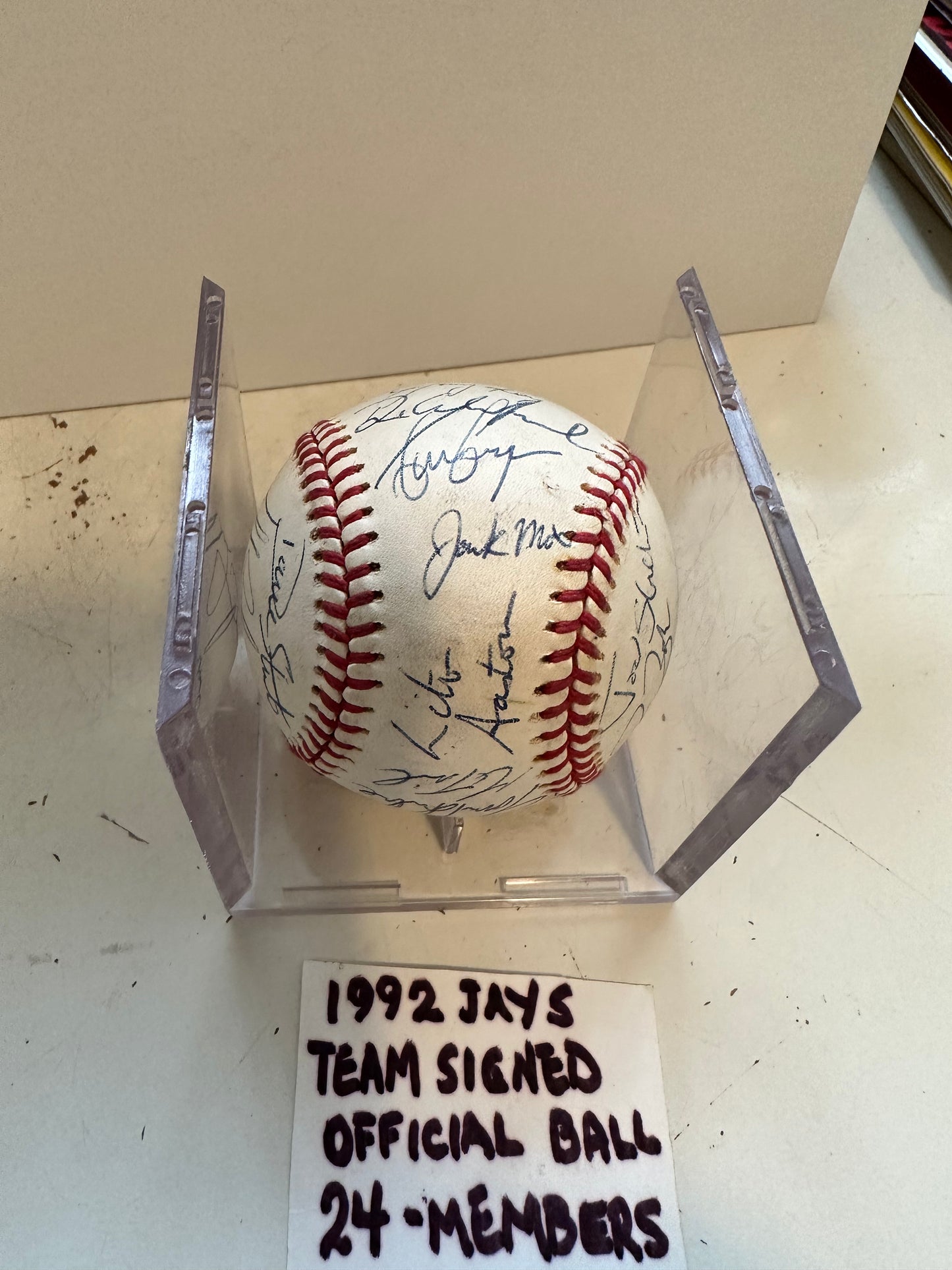 1992 World Series American League baseball signed by 24 Blue jays in holder with COA