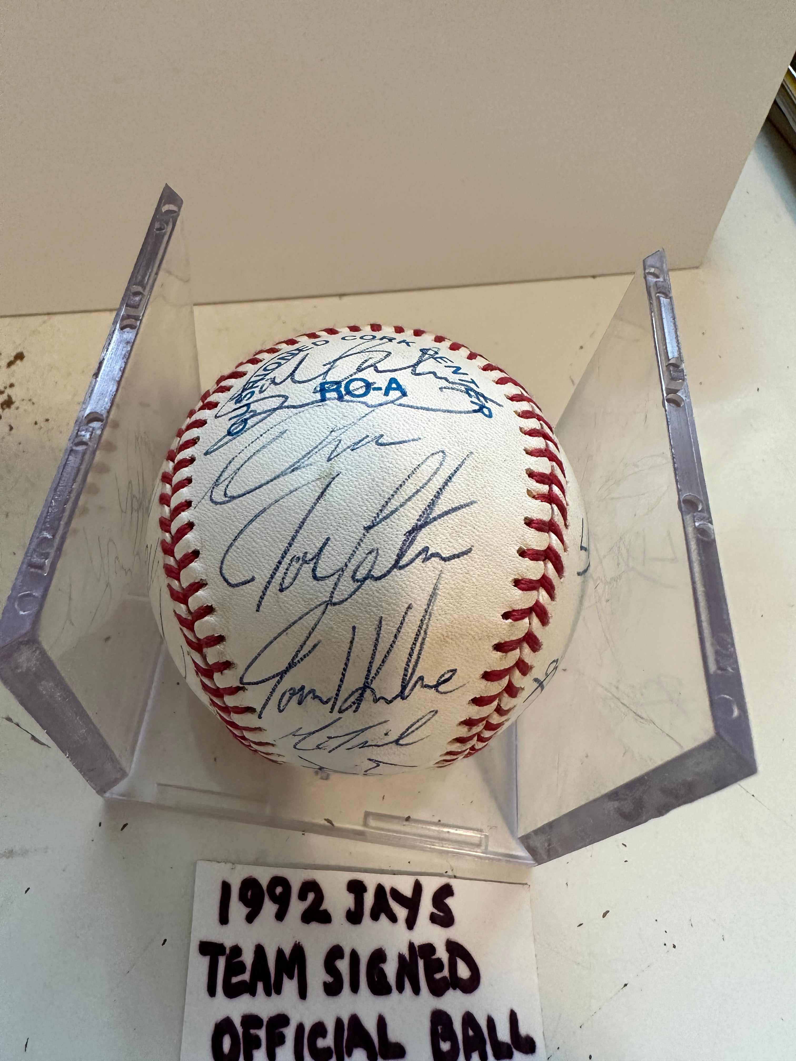 1992 World Series American League baseball signed by 24 Blue jays in holder with COA