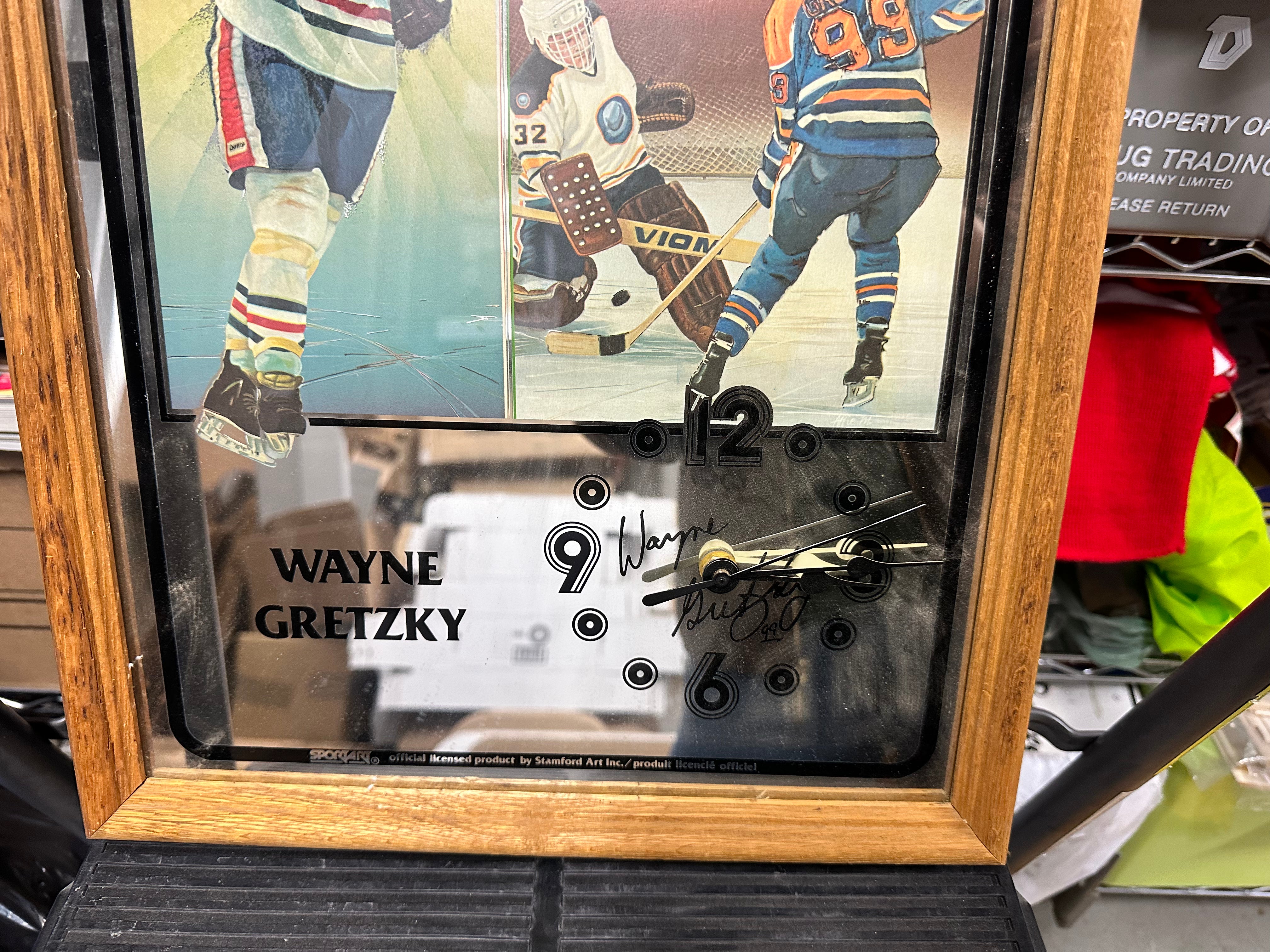 Wayne Gretzky Edmonton oilers hockey vintage mirror clock 1980s