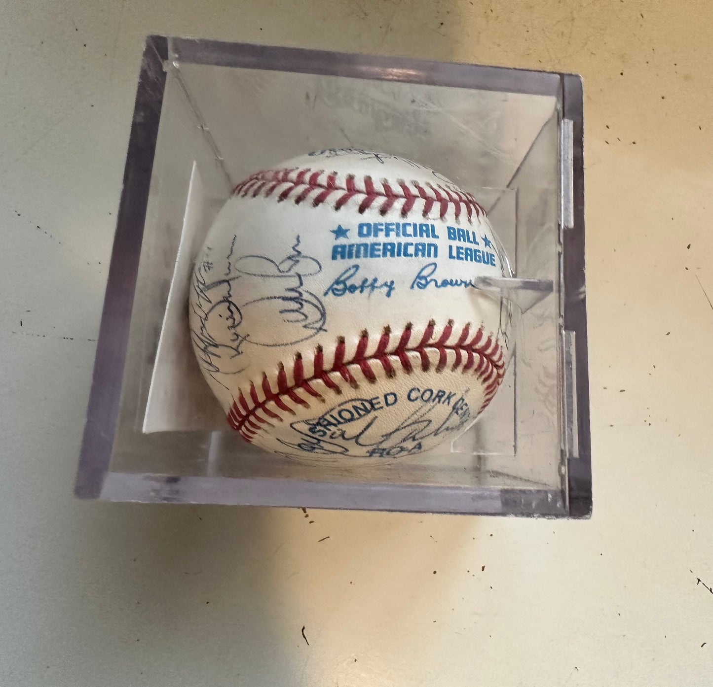 1992 World Series American League baseball signed by 24 Blue jays in holder with COA