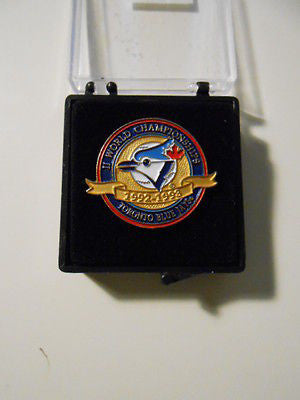 Toronto Blue Jays baseball Lapel pin World Series champs 1992-93