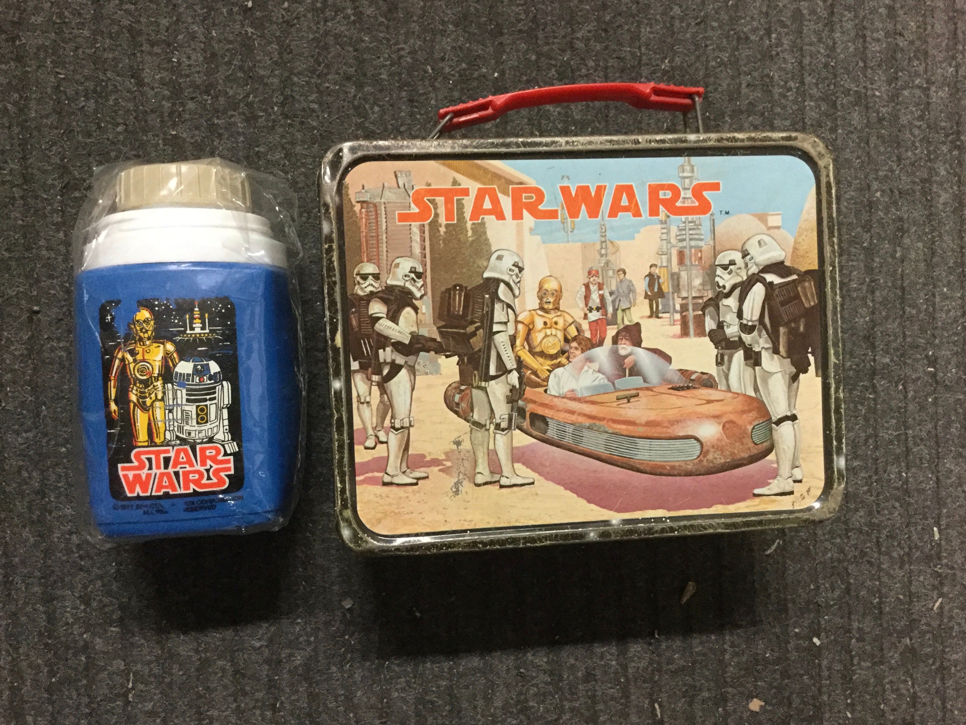 Star Wars movie metal lunch box with Thermos 1977