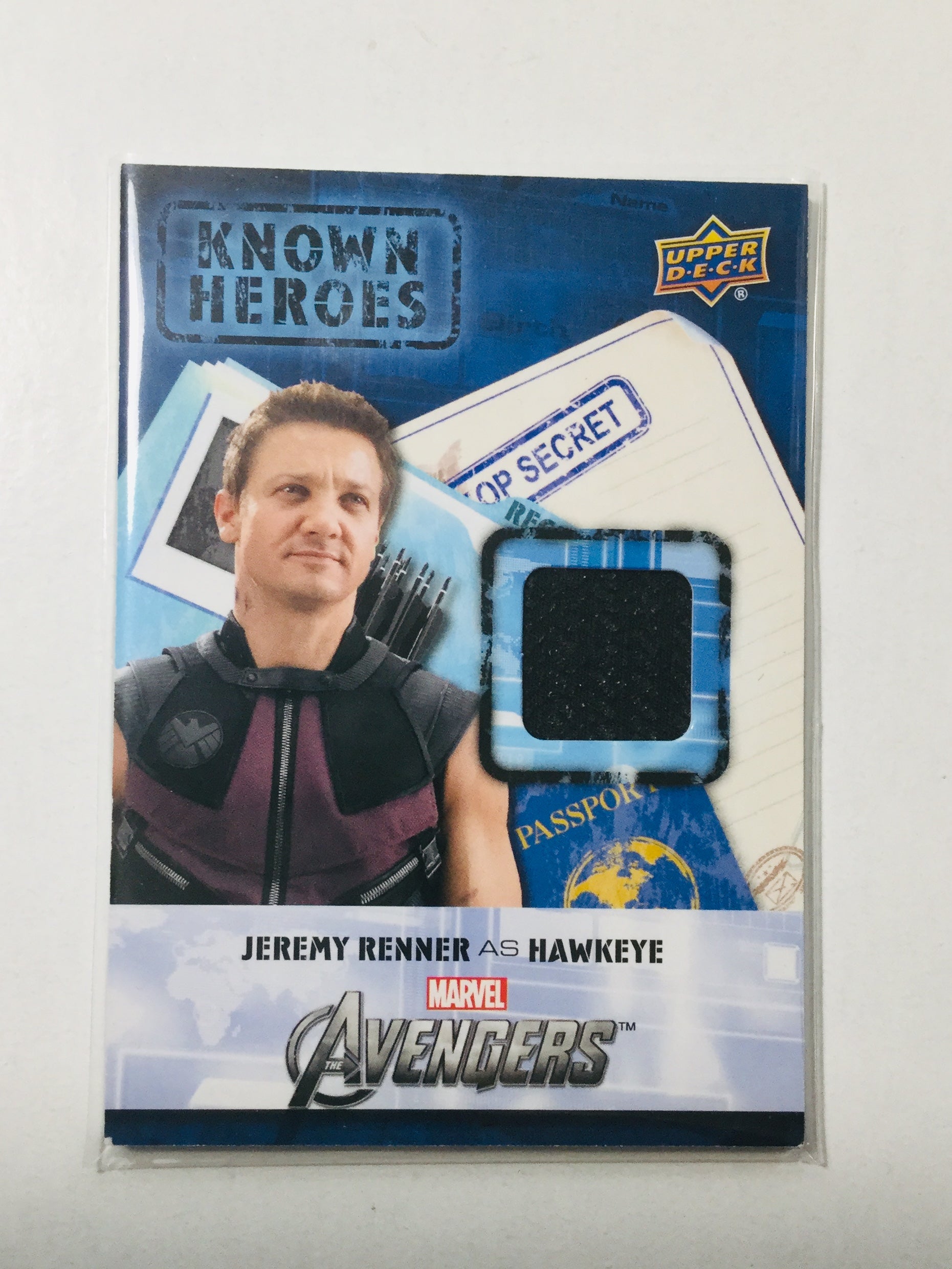 Avengers Hawkeye rare memorabilia insert card