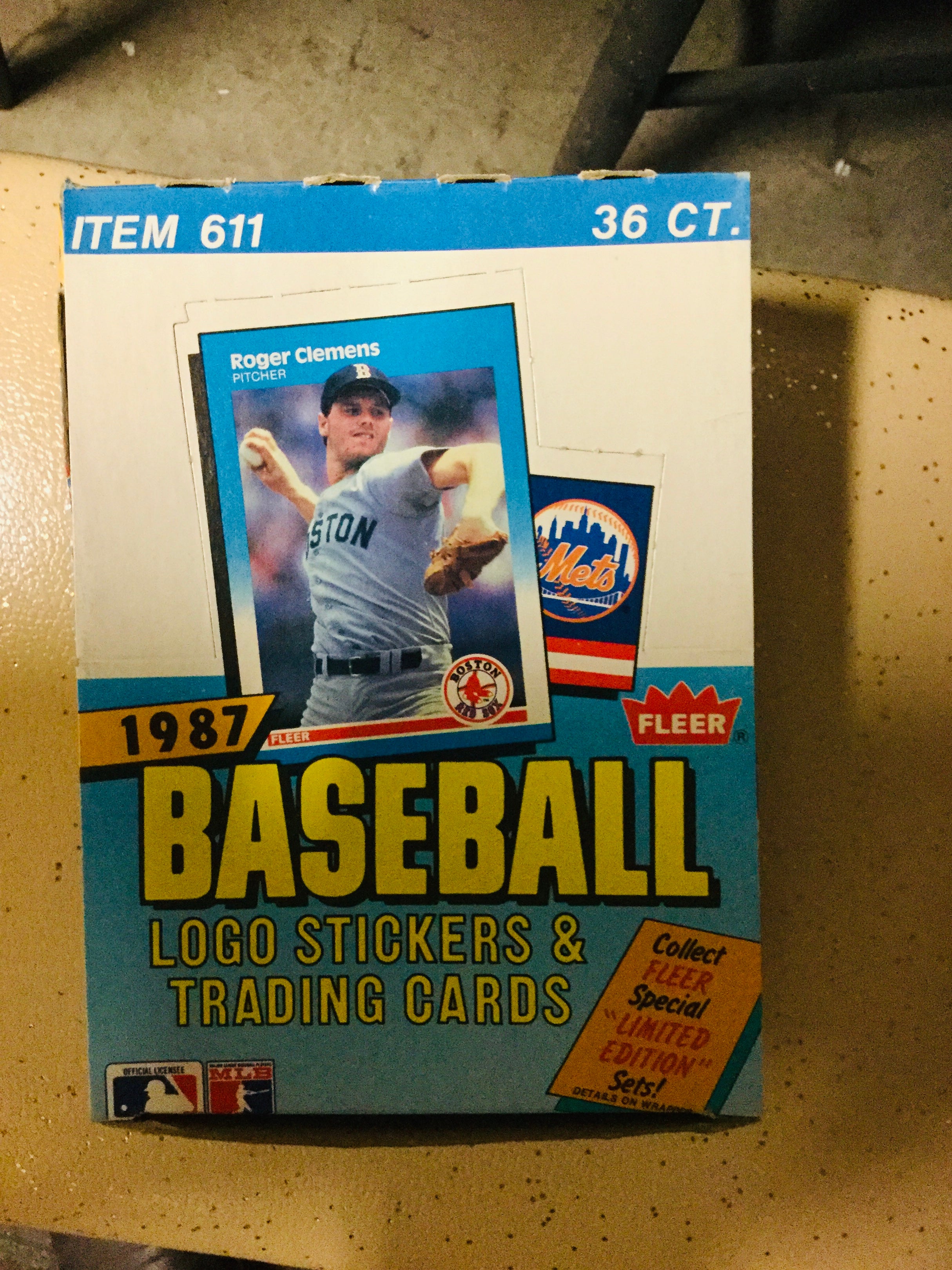 1987 Fleer baseball cards 36 packs box