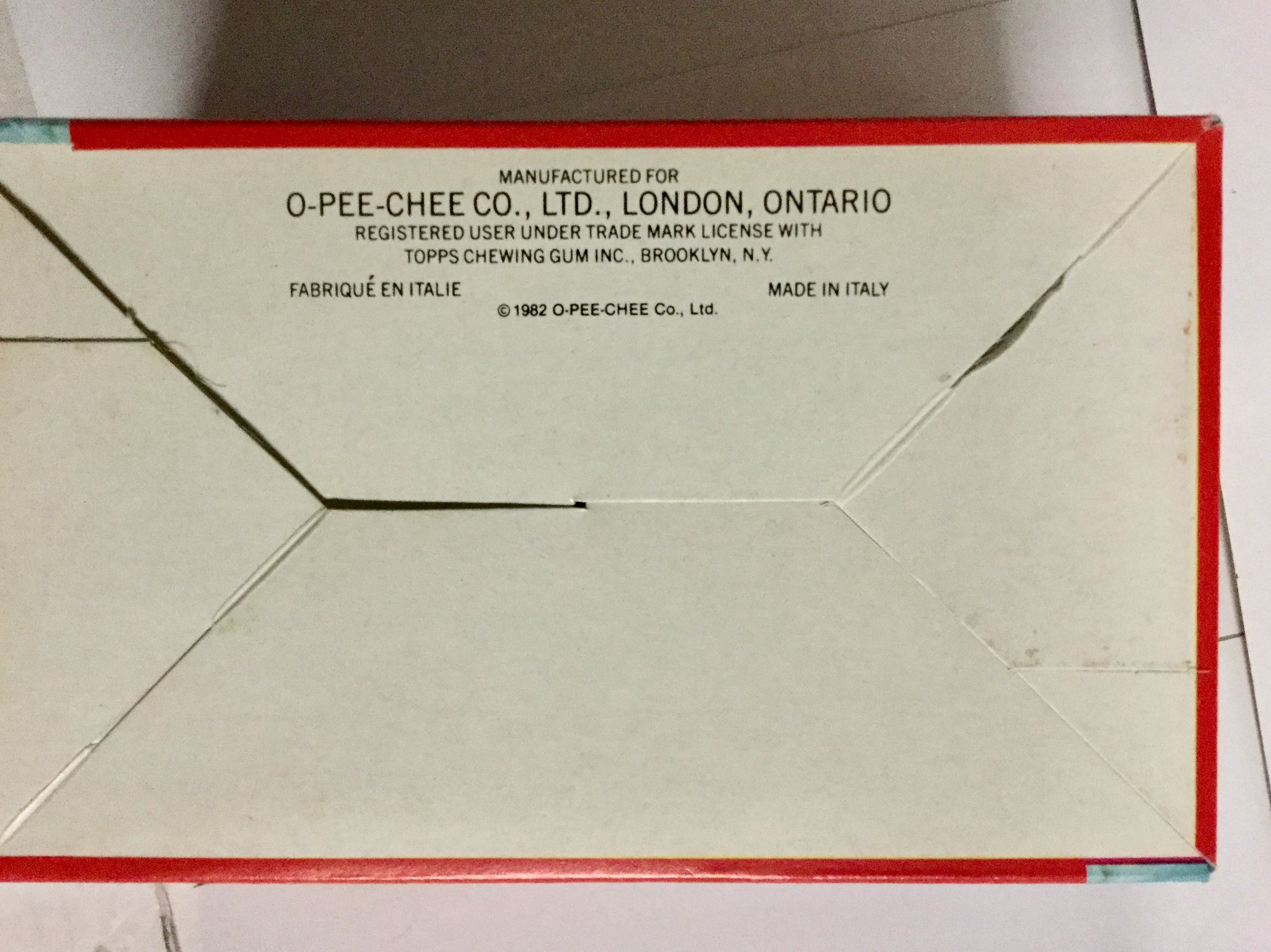 Baseball opc Rare 100 packs stickers box 1982