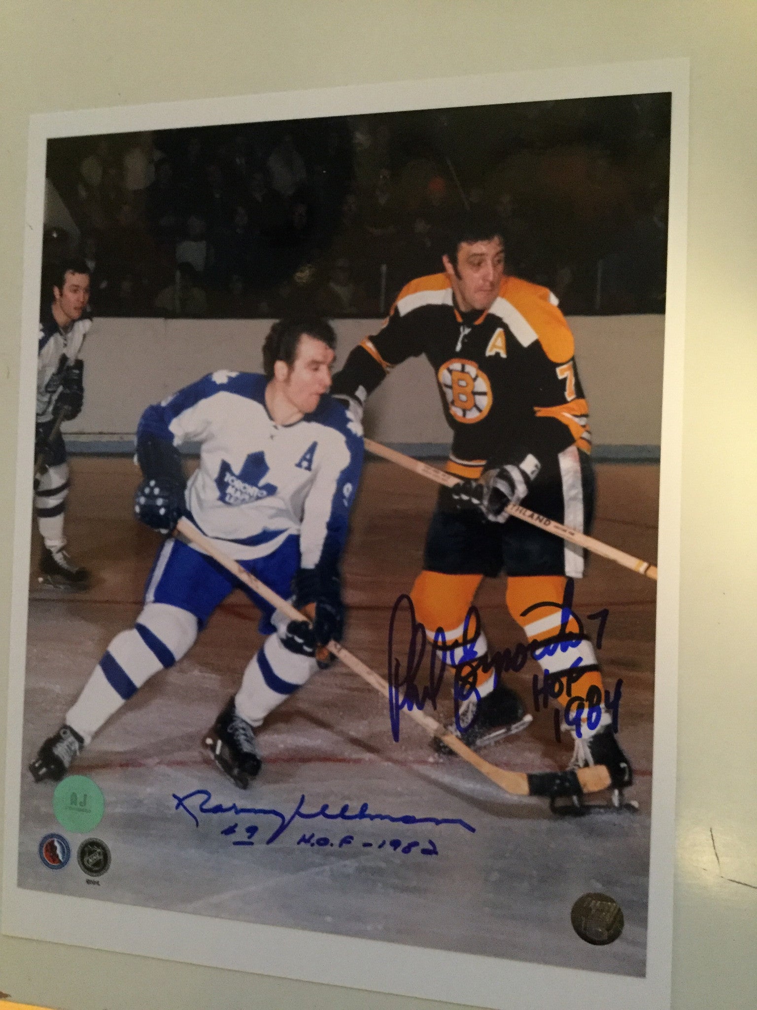 Phil Esposito/ Ullman rare signed NHL photo w/COA