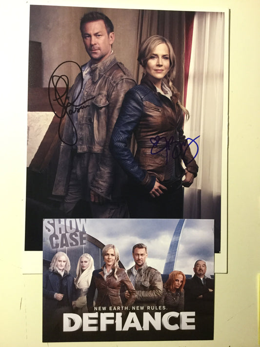 Defiance tv show rare double autograph w/COA