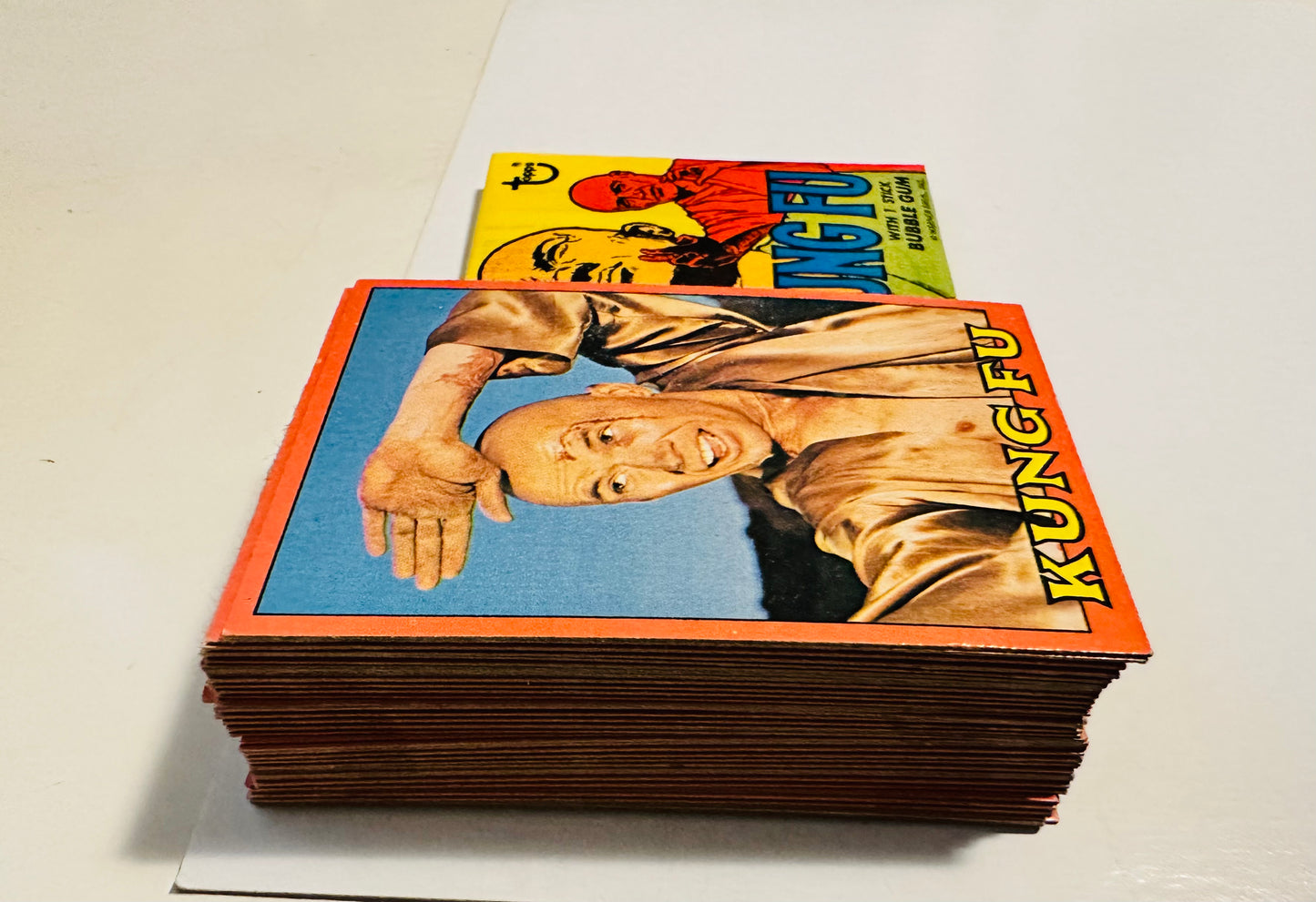 Kung Fu TV show rare high grade condition cards set with wrapper 1974