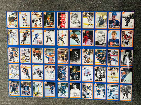 Wayne Gretzky Neilson’s Chocolates limited issued glossy uncut cards sheet 1982