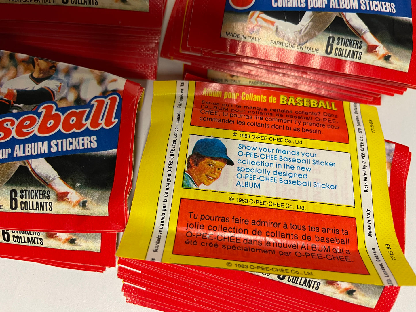 1983 Opc Canadian version 65 baseball stickers packs box