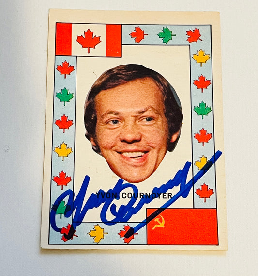 Yvonne Cournoyer autograph Team Canada with COA