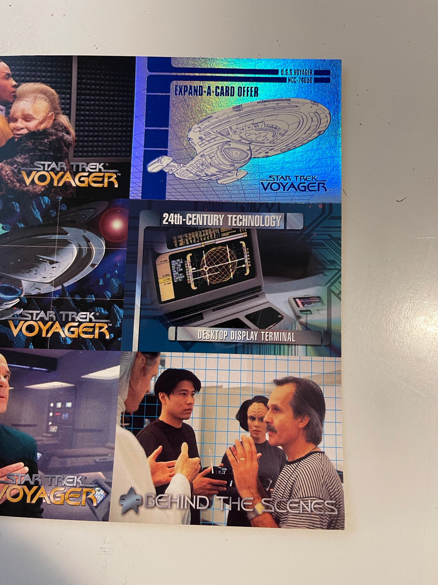 Star Trek Voyager rare uncut 9 cards sheet 1995