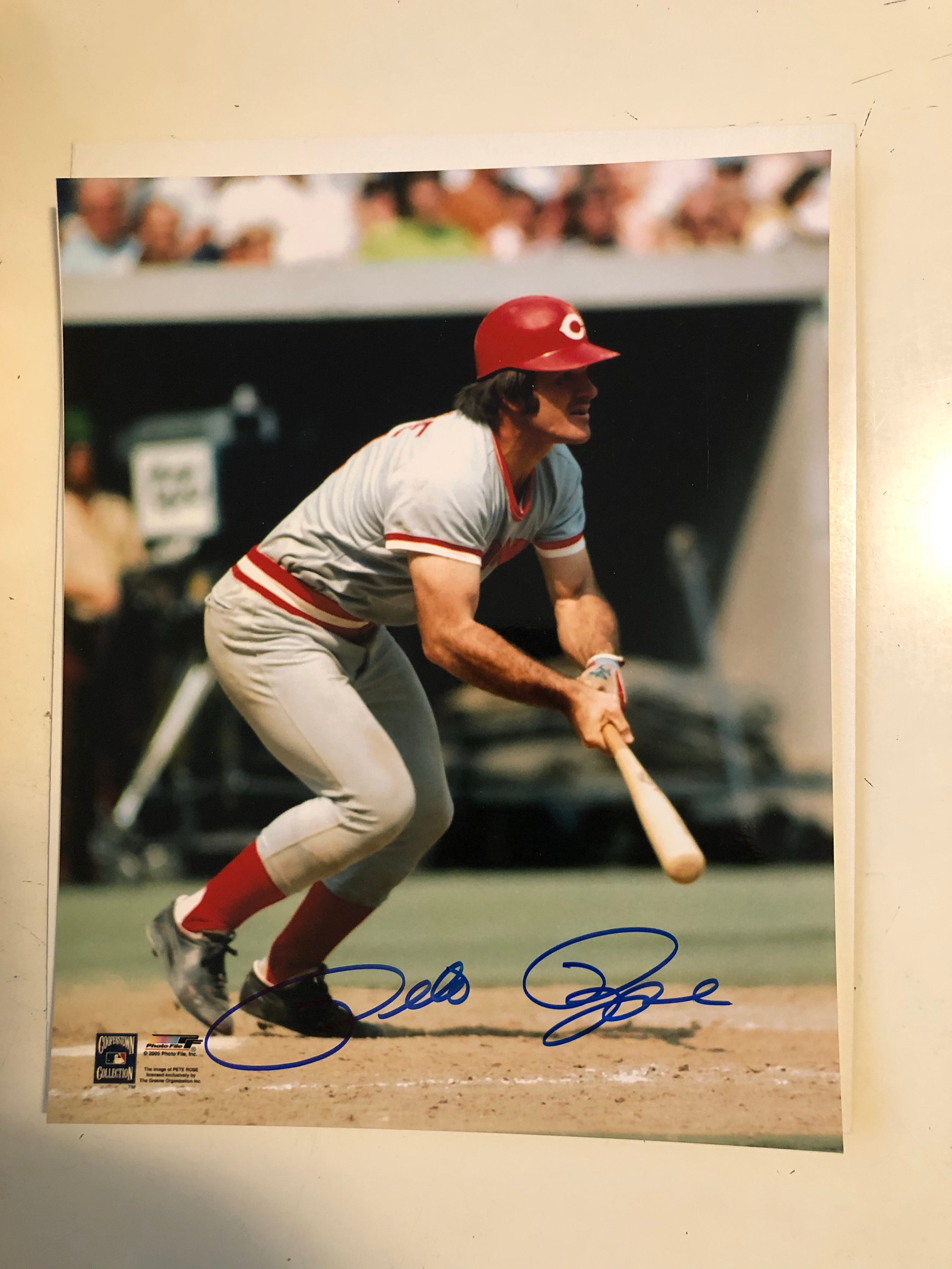 Pete Rose baseball legend autograph photo with COA