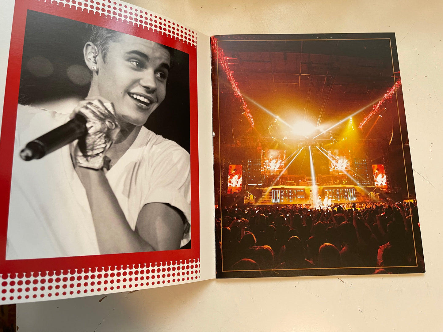 Justin Bieber original concert program 2012