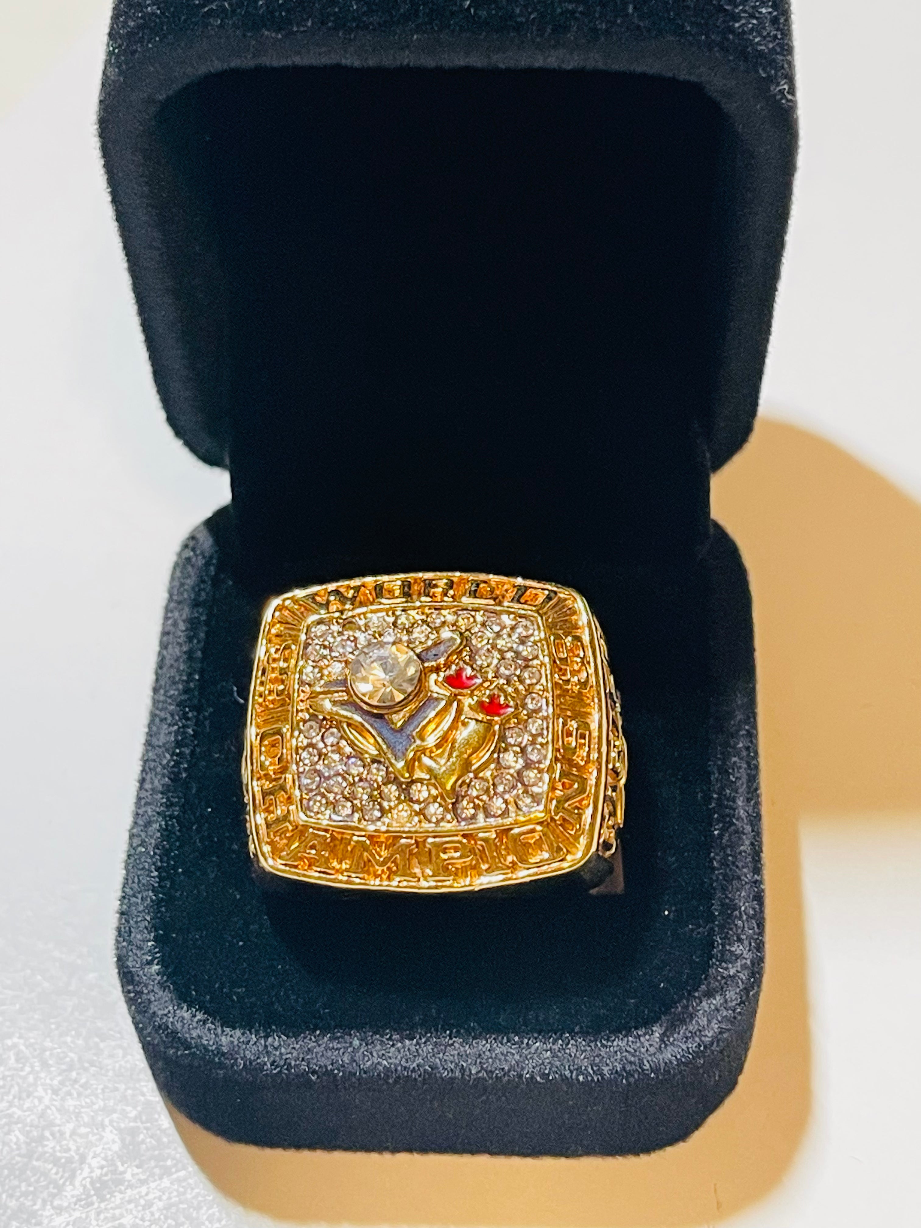 Toronto Blue Jays World Series baseball champs Joe Carter replica ring with box