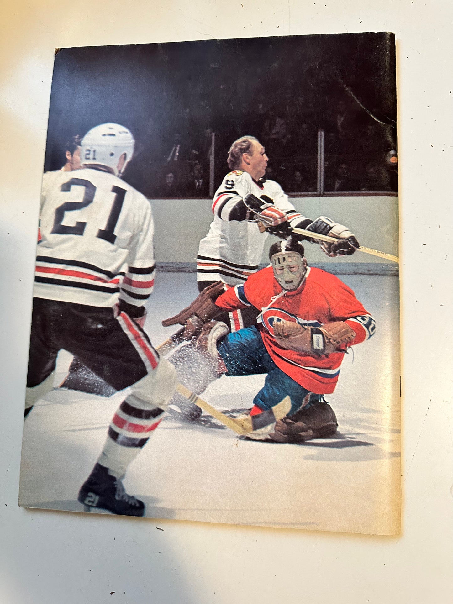 Toronto Maple Leafs original hockey game program Vs Chicago Oct.1970