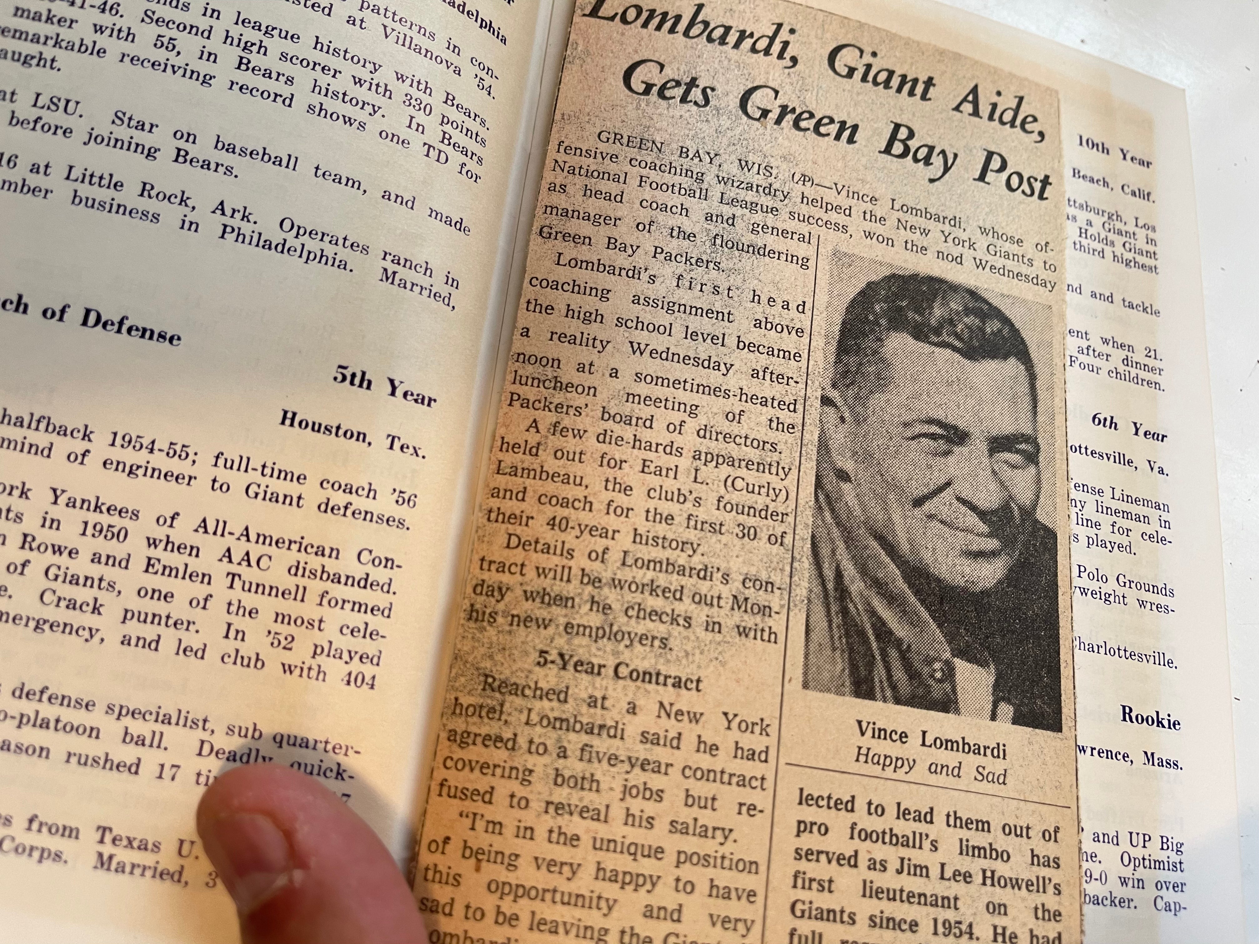 New York Giants football rare media press guide 1958