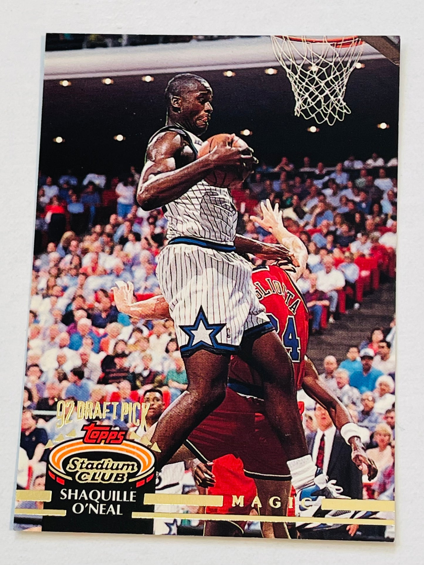 Shaq Stadium Club Topps rookie basketball card 1992