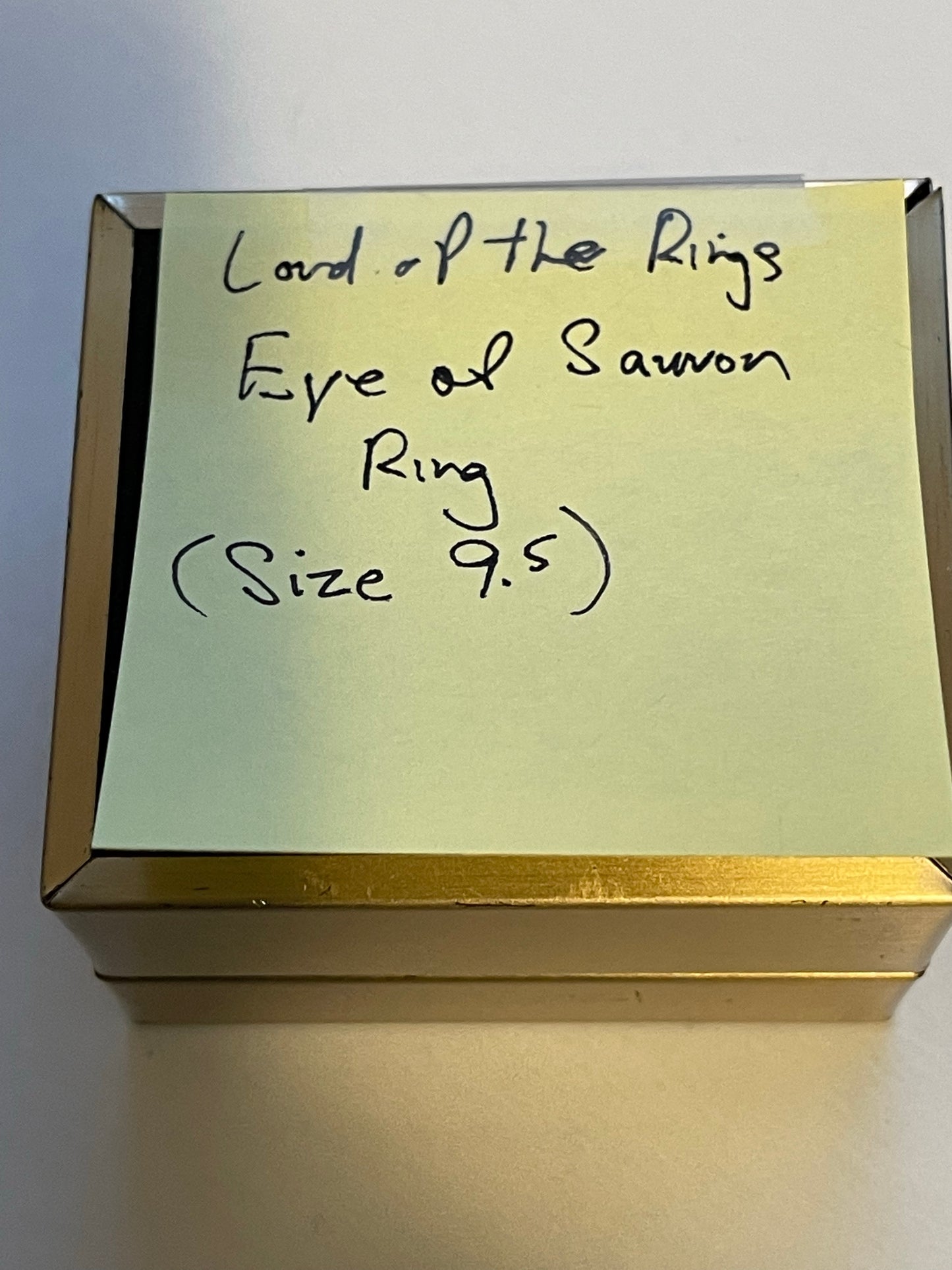 Lord of the Rings Eye of Sauron 9.5 size ring with box