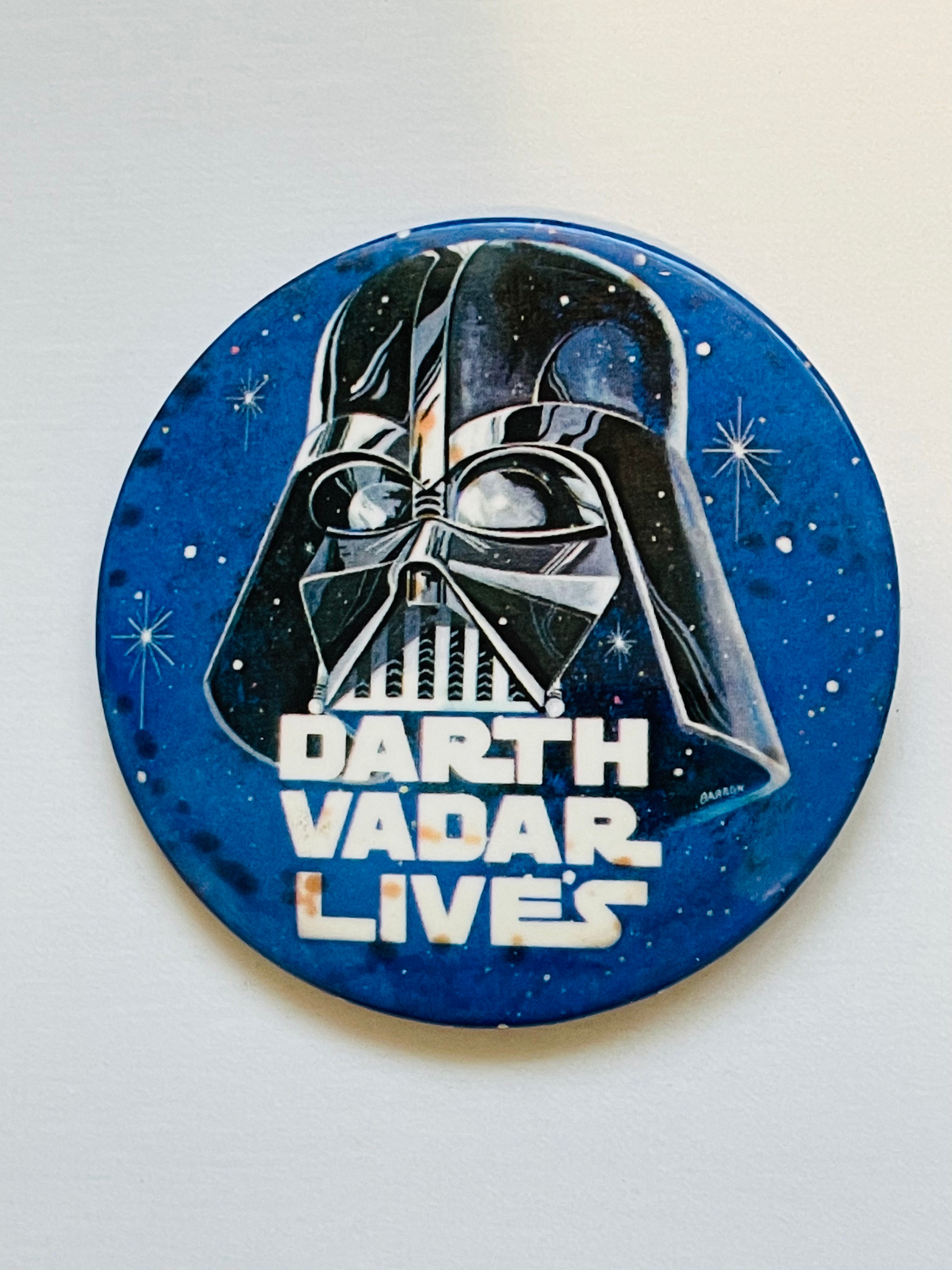 Star Wars rare Darth Vader Lives 3x3 button 1981