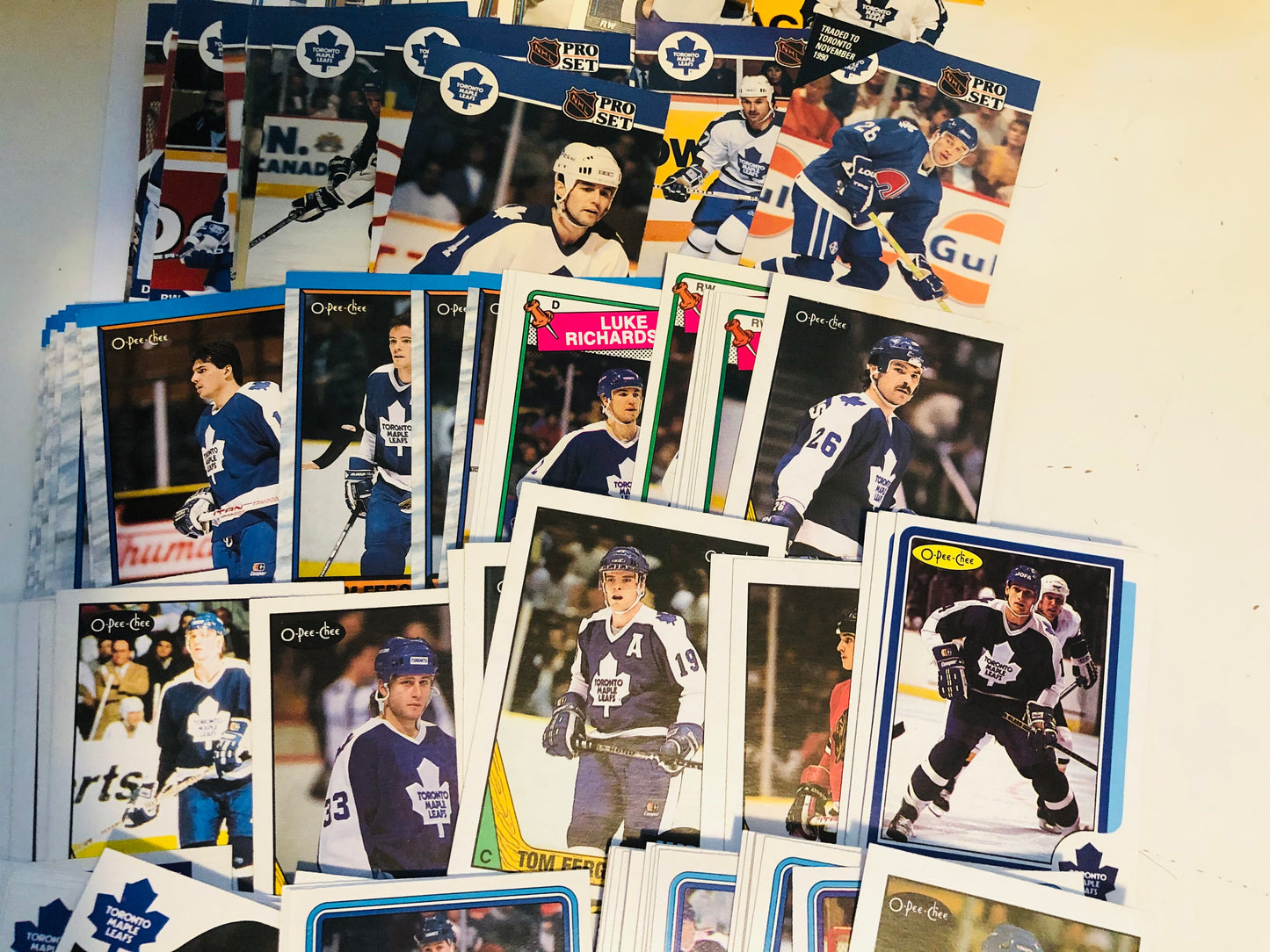 Toronto Maple 100 cards lots deal 1980s and 1990s