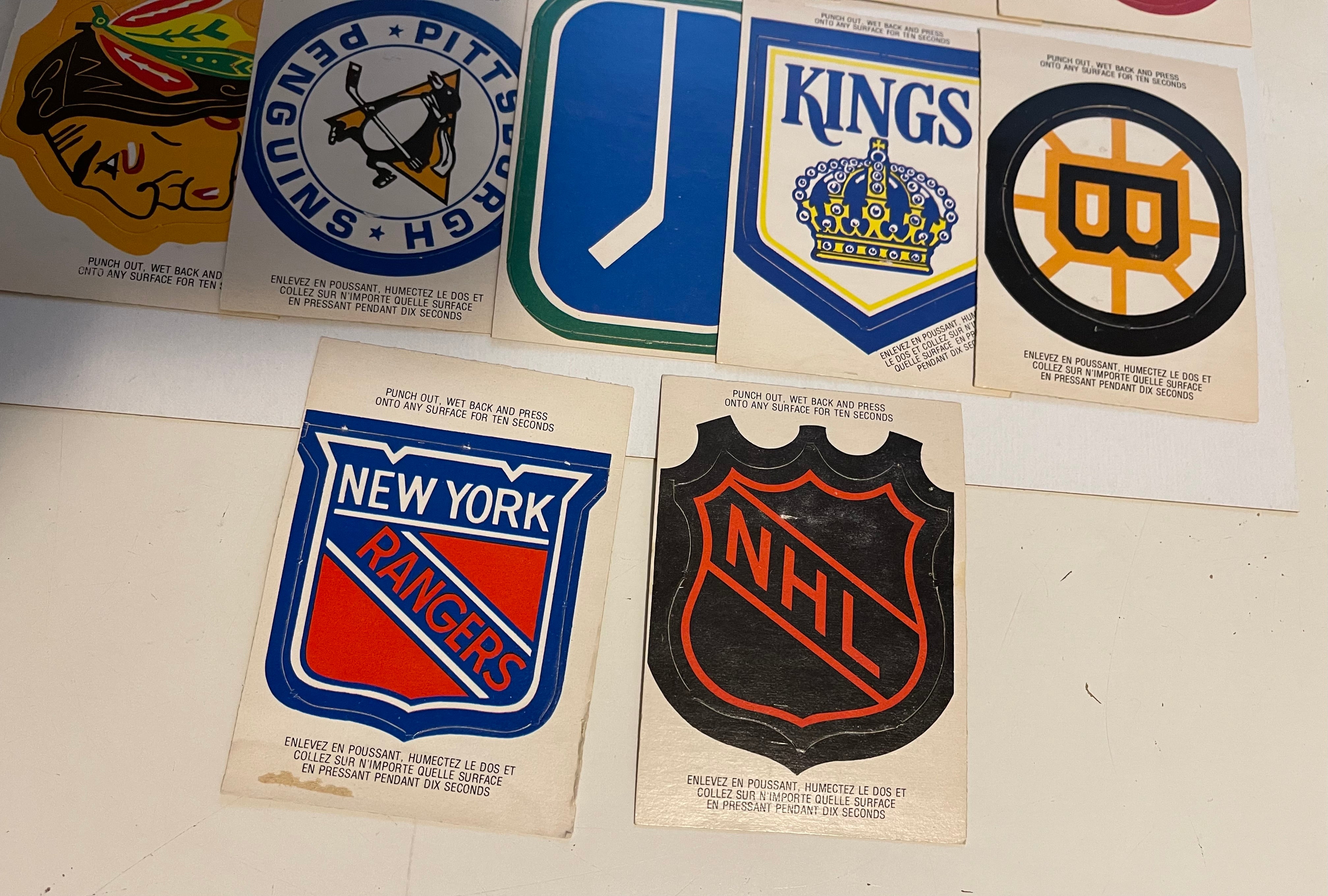 1970s hockey 12 team logo punch out insert cards lot deal