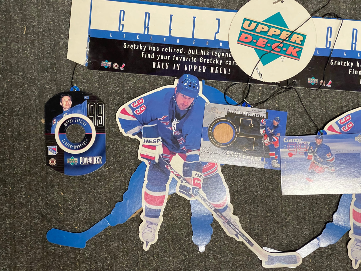 Wayne Gretzky Upper Deck vintage hockey mobile 1992