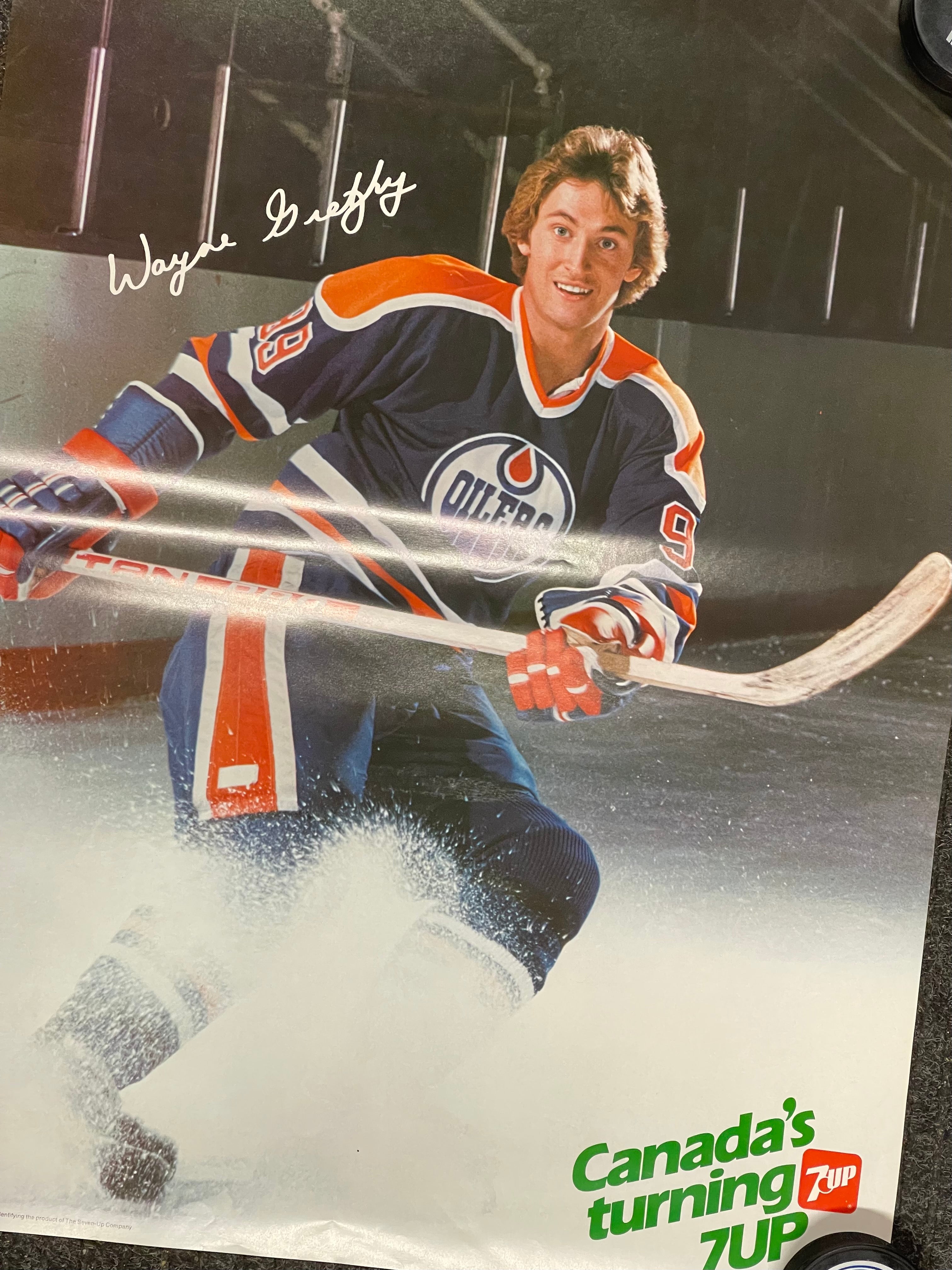 Wayne Gretzky Edmonton Oilers original 7 Up vintage poster 1981