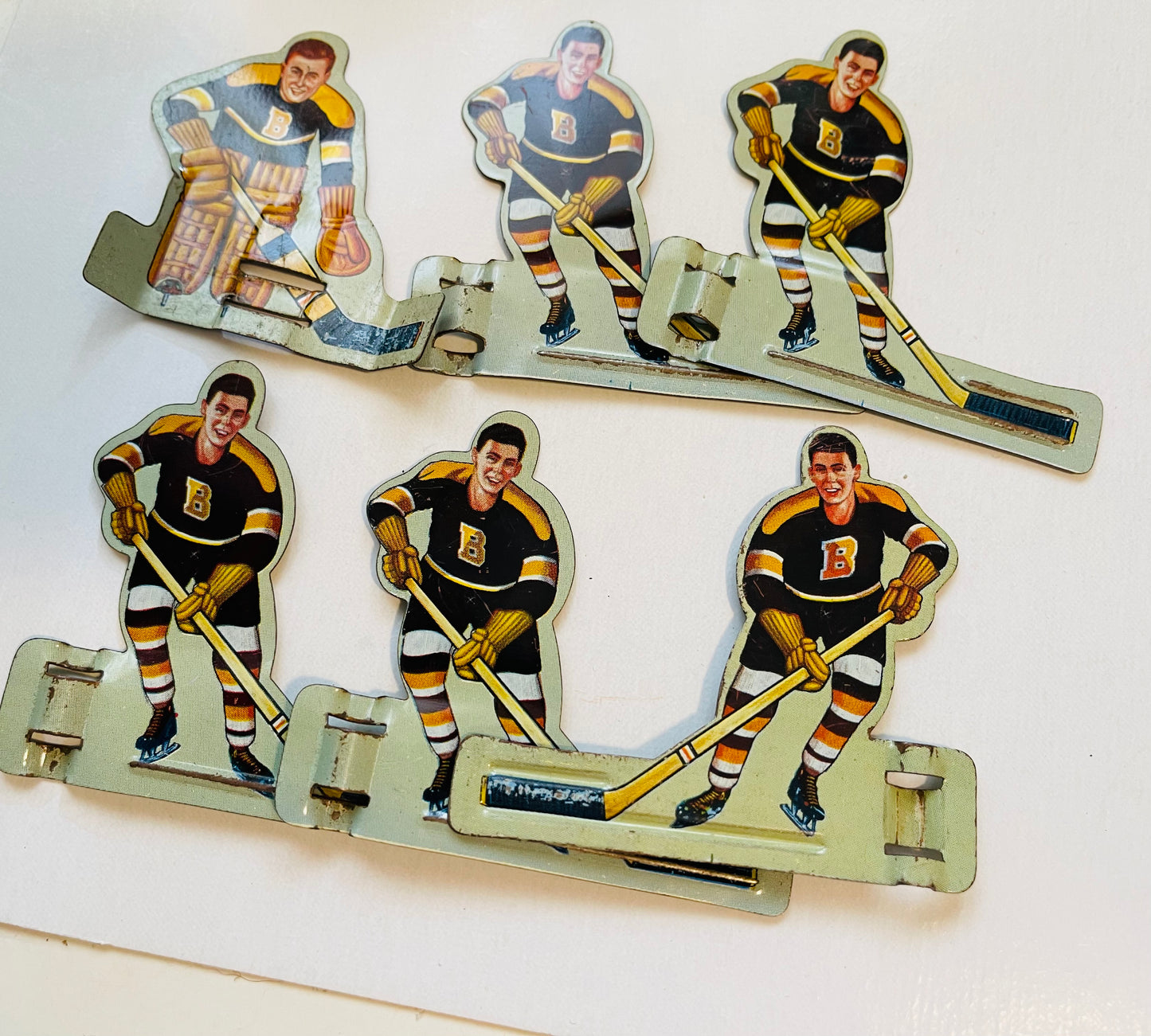 Boston Bruins hockey rare version metal hockey players team set 1960s