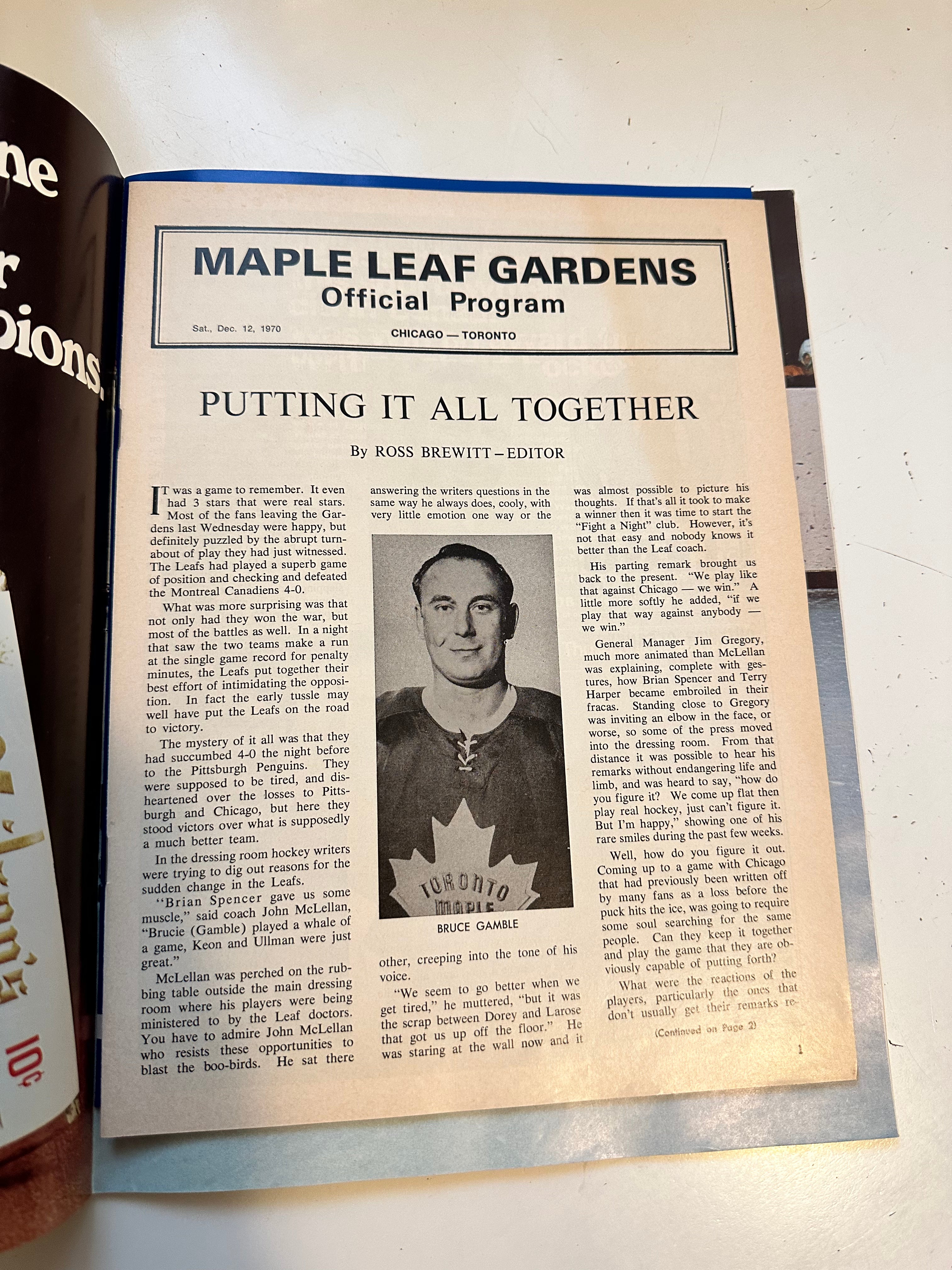 Toronto Maple Leafs original hockey game program Vs Chicago Oct.1970
