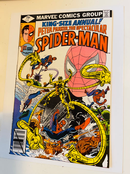 Peter Parker Spider-Man king size Annual Vf condition comic #1 1970