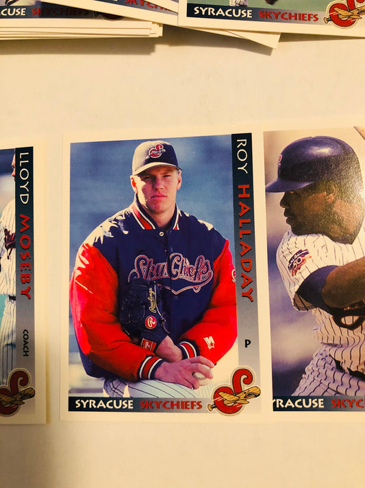 Roy Halladay rare rookie card with Syracuse chiefs team set 1998