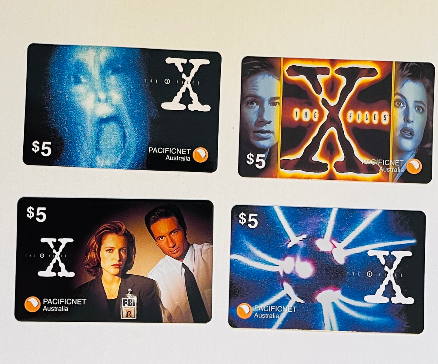 X-Files rare Australian 4 card phonecards set 1990