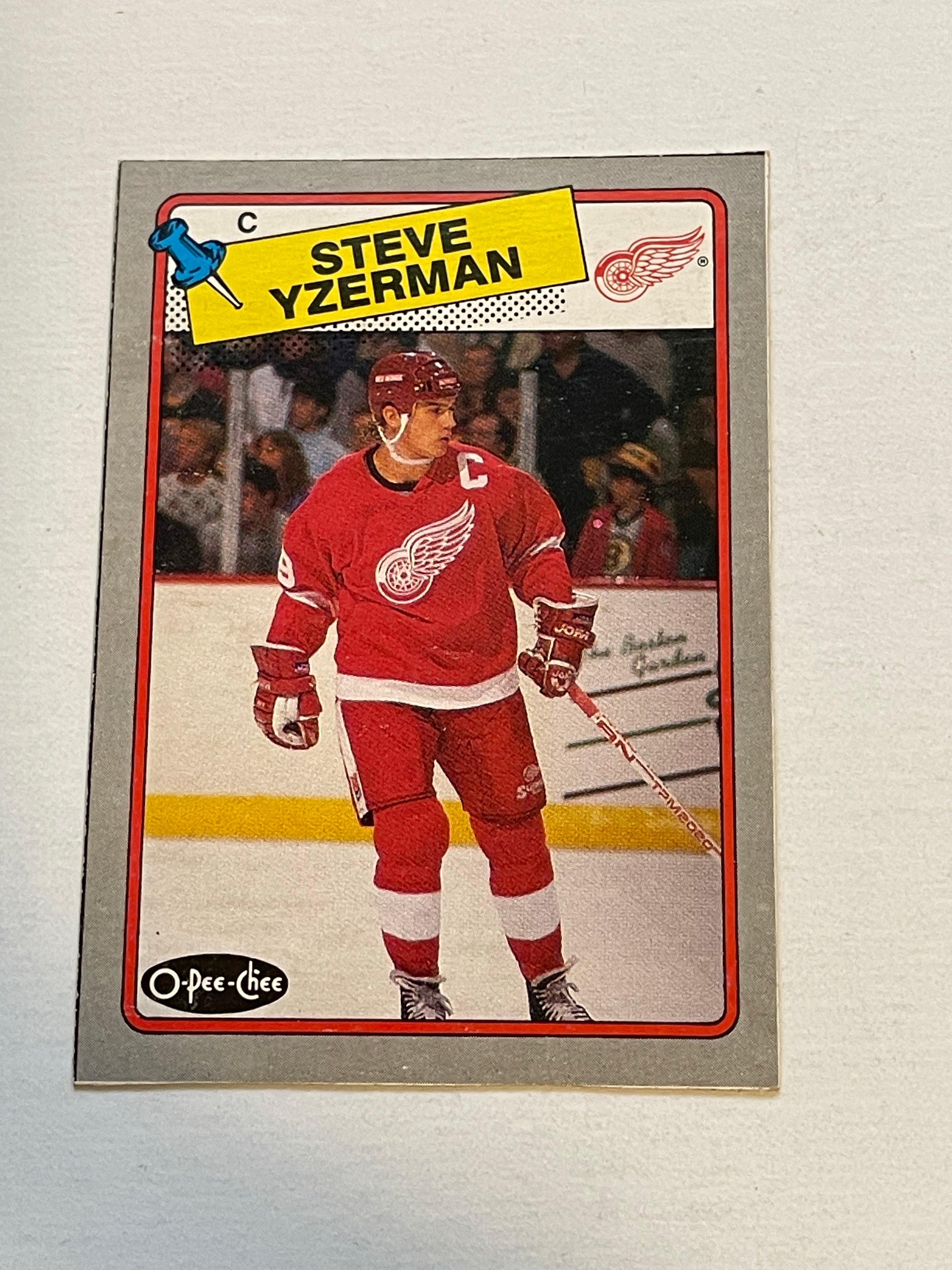 Steve Yzerman Opc rare box bottom hockey card 1988