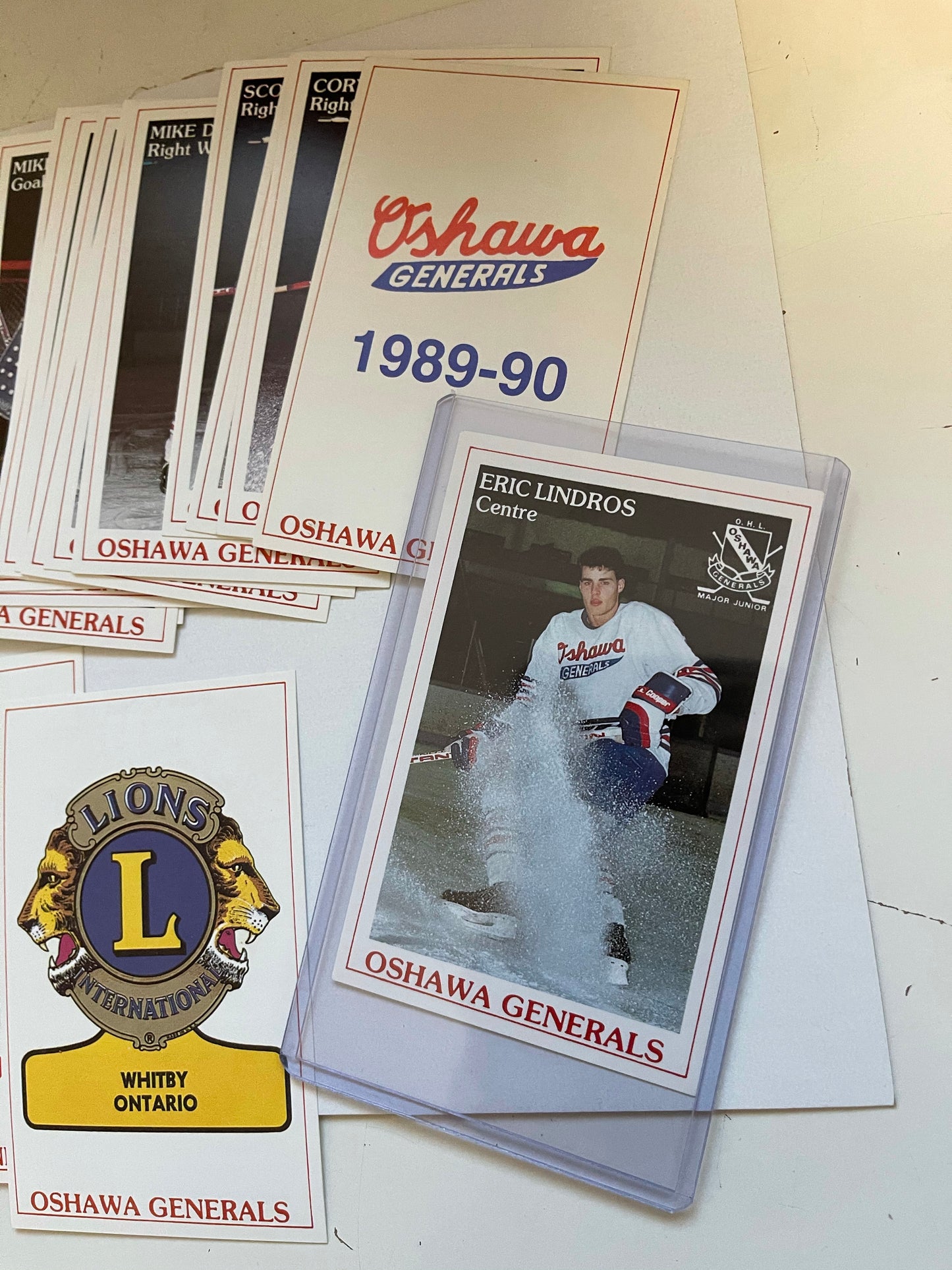 Eric Lindros rookie and police cards team set 1989