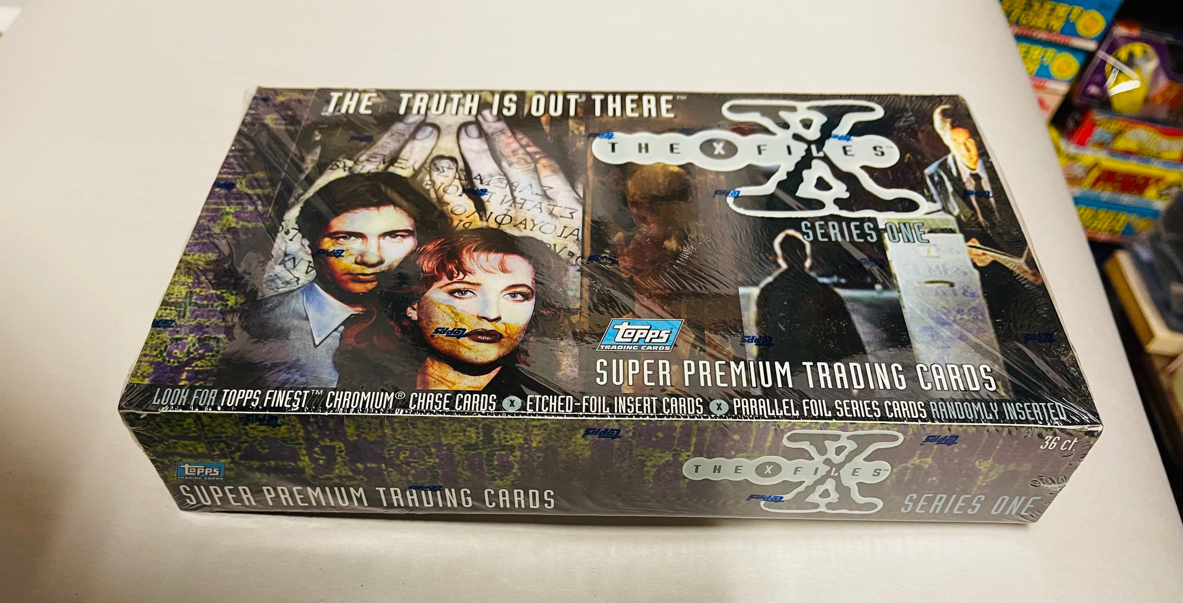 X-Files TV show Topps cards series 1 factory sealed 36 packs box 1995