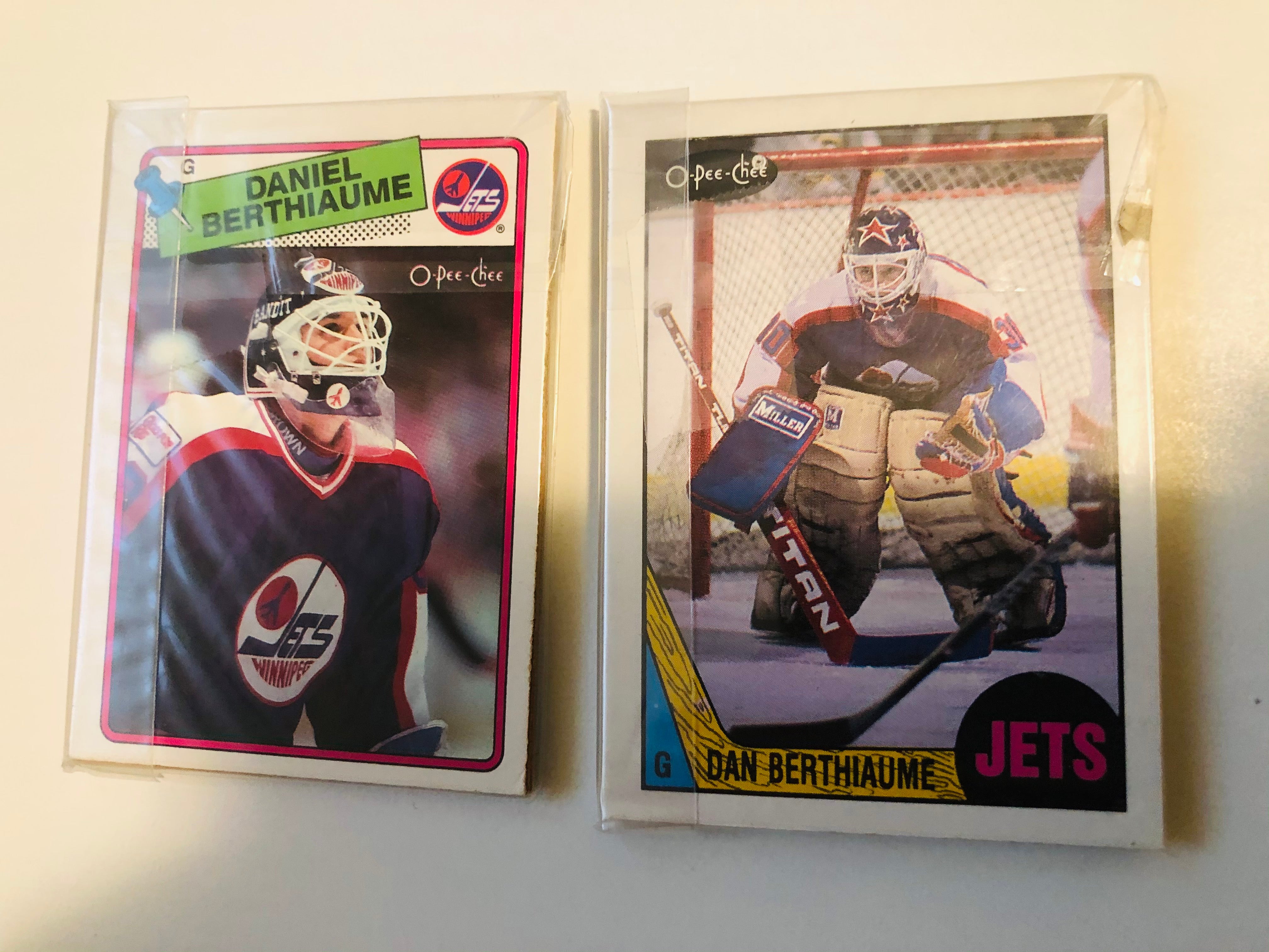 Winnipeg Jets hockey two vintage team sets. 1987-88 and 1988-89 opc.