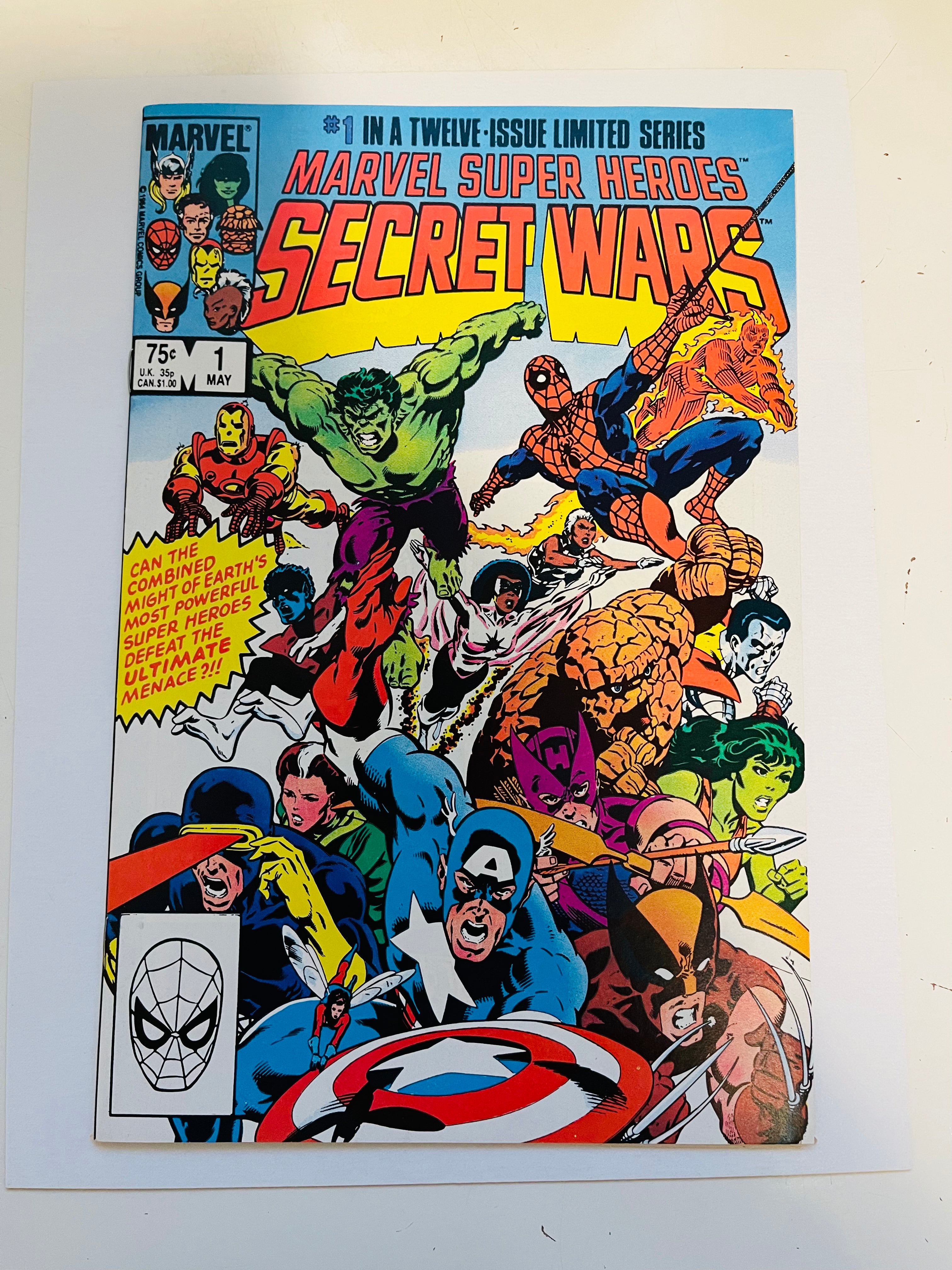 Marvel Superheroes Secret Wars high grade #1 comic book