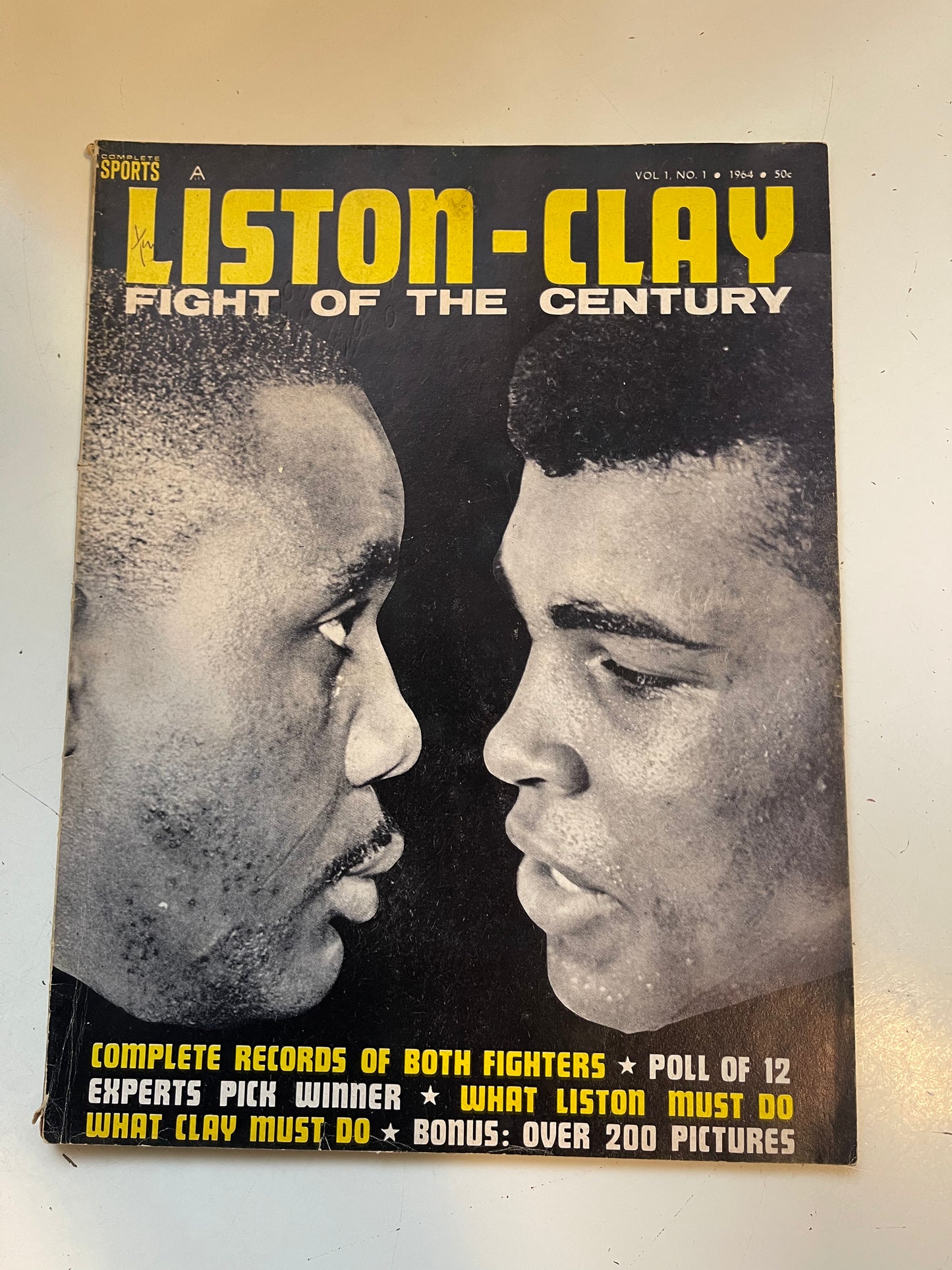 Muhammad Ali rare Clay Vs Liston special boxing issue 1964