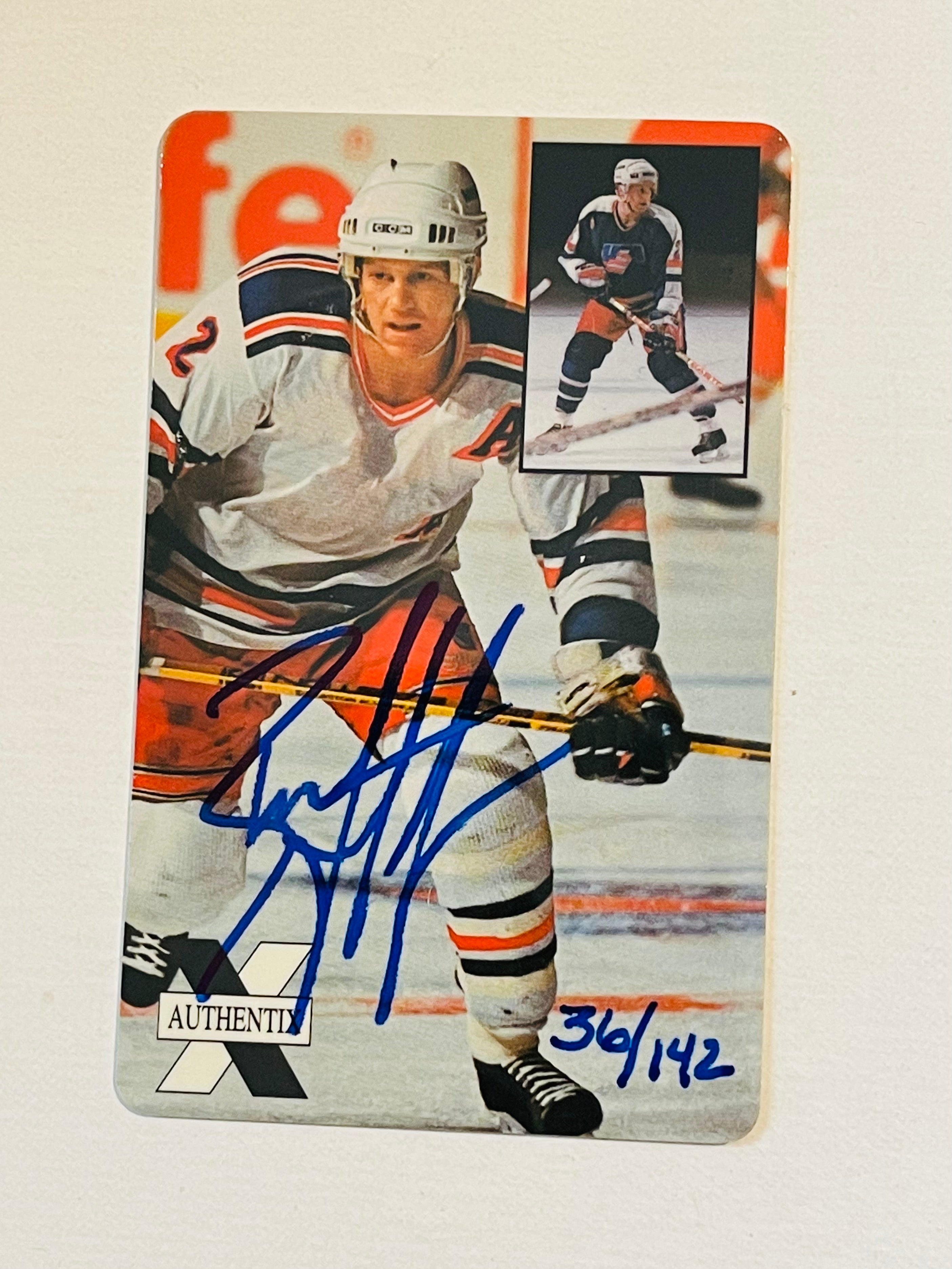 Brian Leetch autograph numbered photo card
