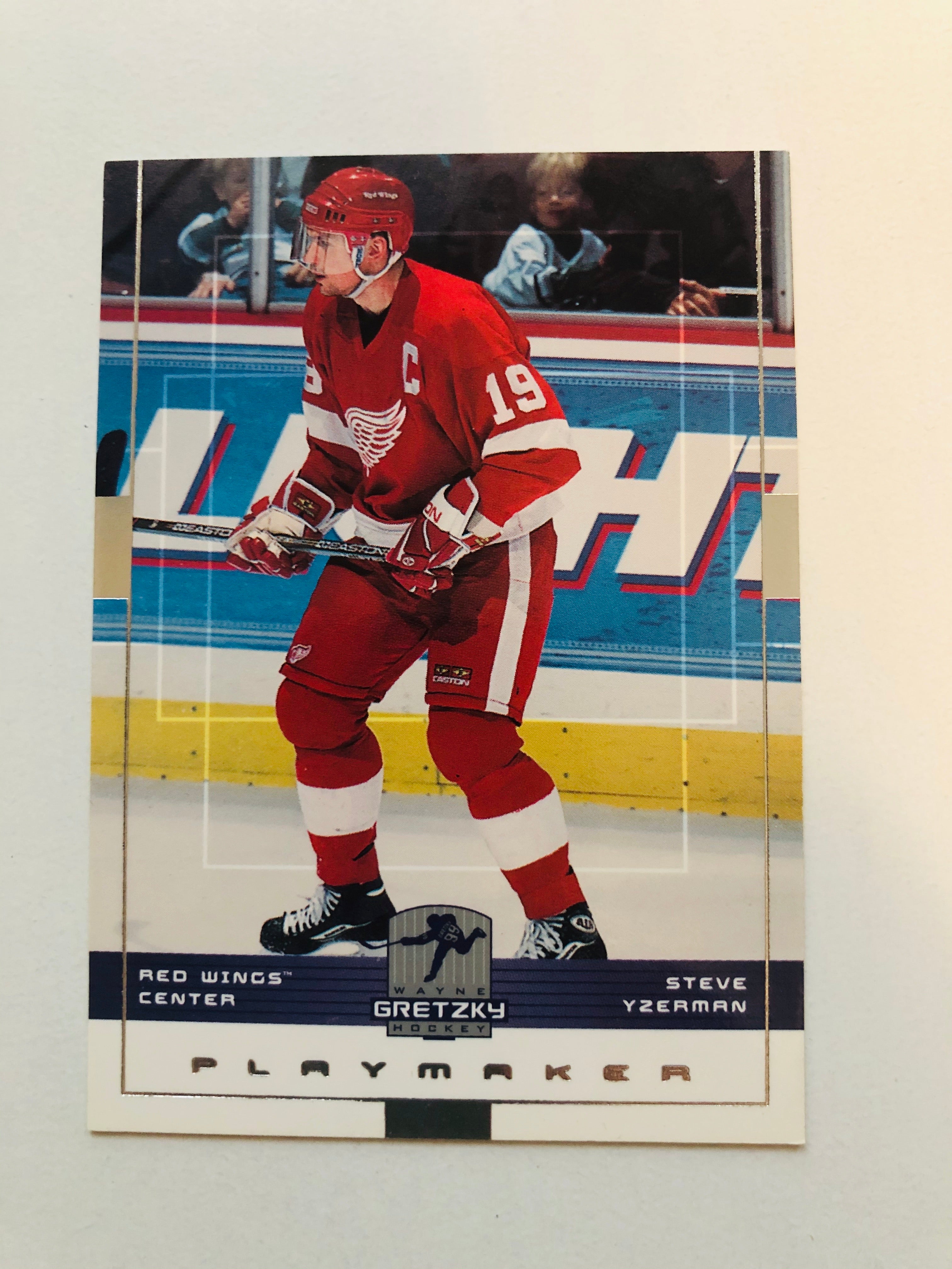 Steve Yzerman rare Upper Deck promo hockey card 2000