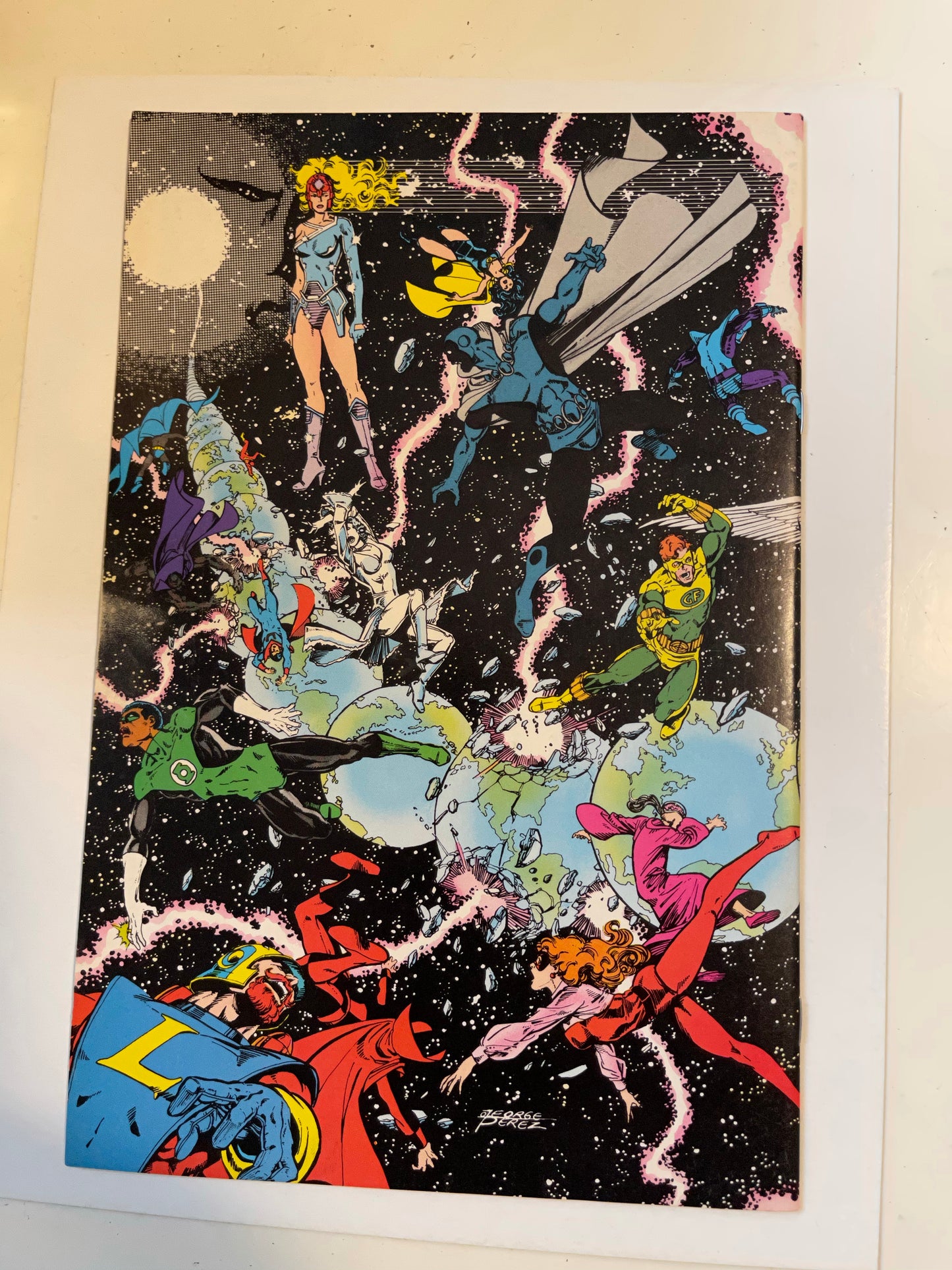 Crisis on Infinite Earths #1 VF condition comic book