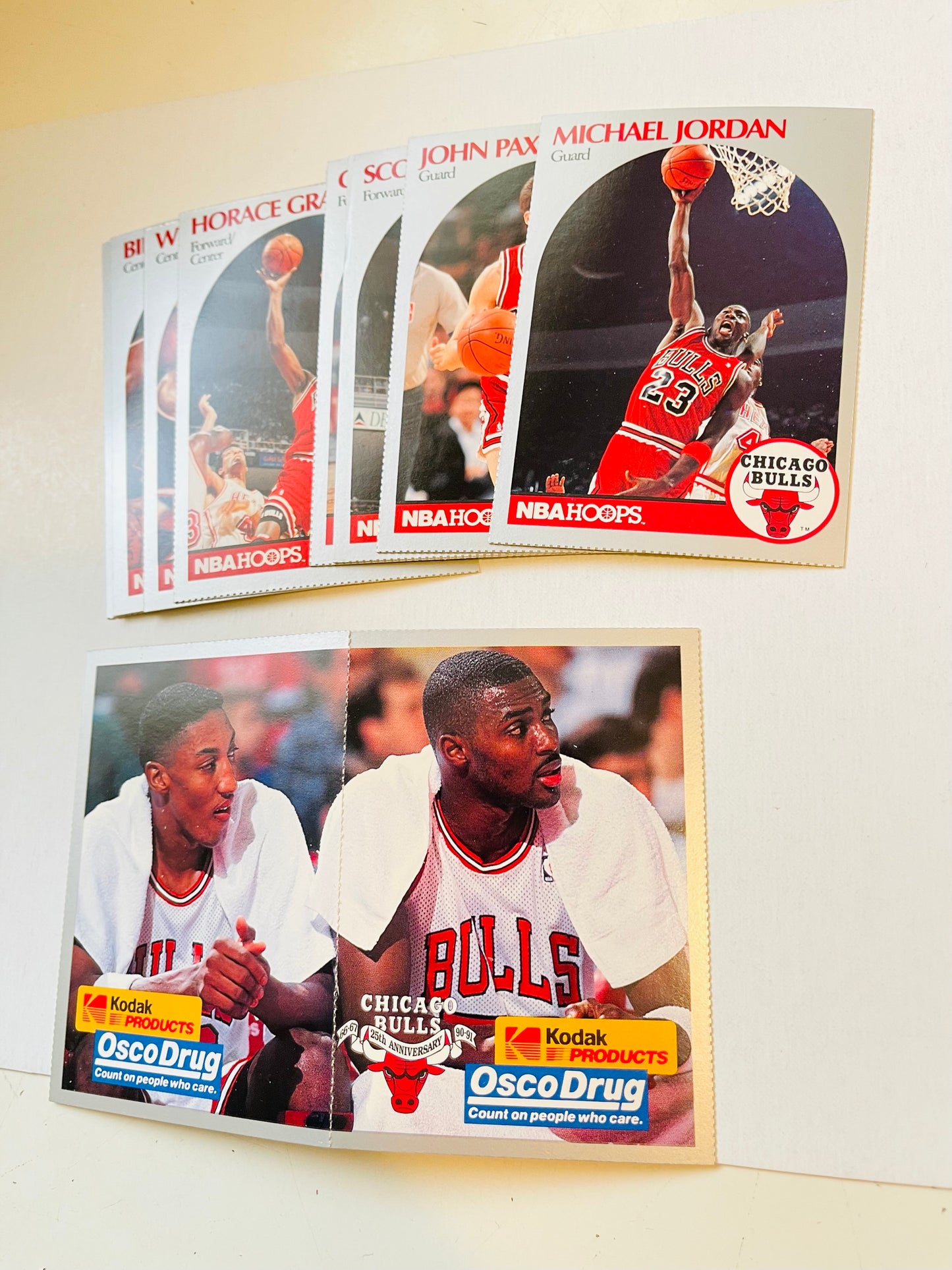 Osco Drugstore Chicago Bulls limited issued Hoops basketball team set 1990