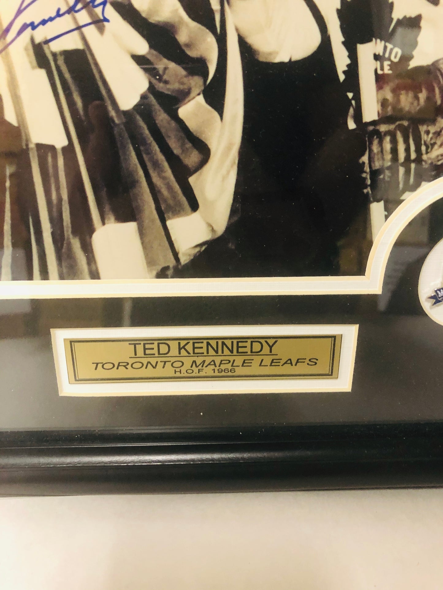 Toronto Maple Leafs hockey Ted Kennedy framed autograph photo with COA